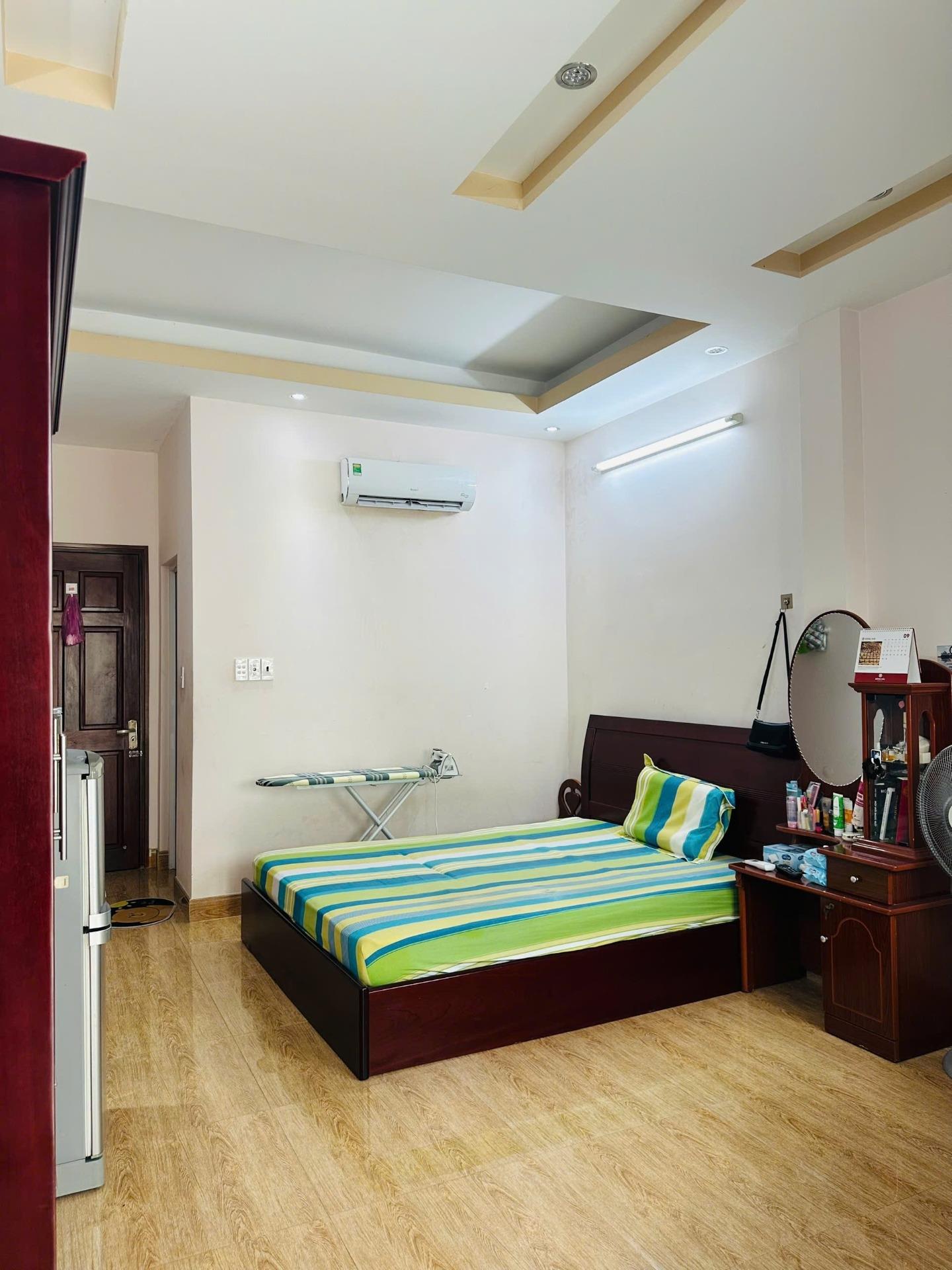 Cần cho thuê phòng trọ 30 m2 tại Đường Nguyễn Cửu Vân - 17 - Bình Thạnh, giá 5 tr/tháng