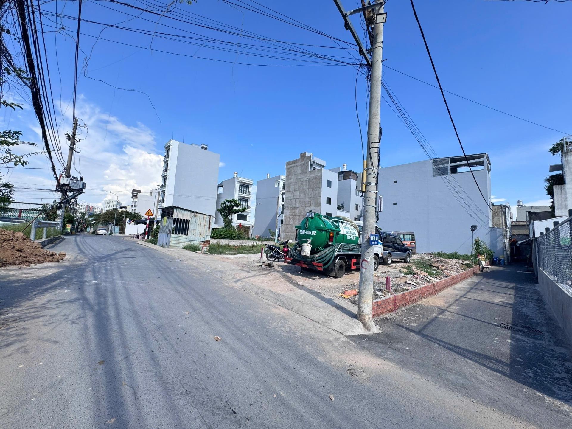 Cần bán gấp lô đất nền 83 m2, hướng Bắc tại Thủ Đức - TP Hồ Chí Minh, giá 6,7 tỷ