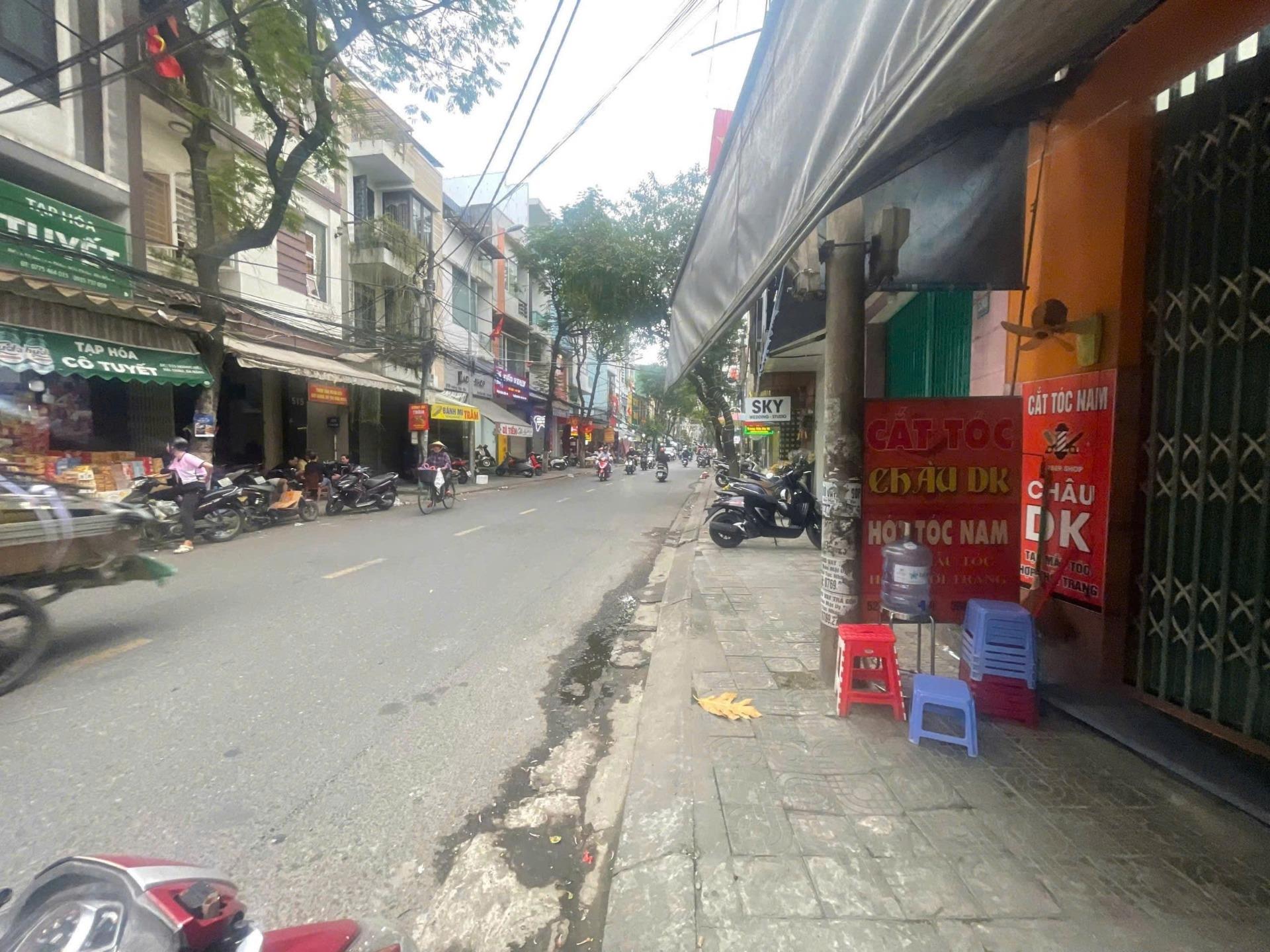 Cần bán ngay nhà sổ hồng riêng 173 m2, hướng Tây tại Đường Hoàng Diệu - Hải Châu, giá 18 tỷ