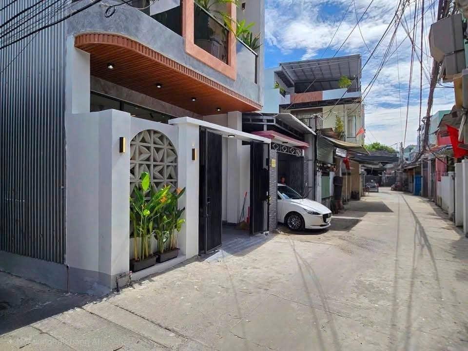 Bán nhanh nhà shr 65 m2, hướng Đông-Nam tại Đường Nguyễn Phước Nguyên - Thanh Khê, giá 6,45 tỷ