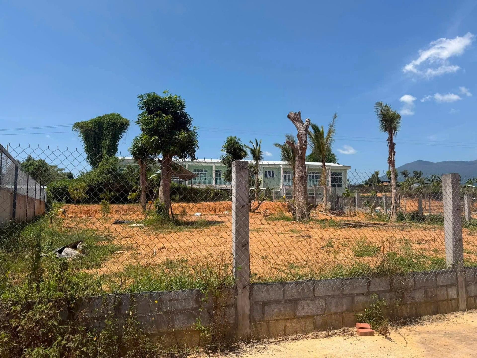 Bán nhanh miếng đất 750 m2 tại Xã Hòa Ninh - Hòa Vang - Đà Nẵng, giá 2,6 tỷ