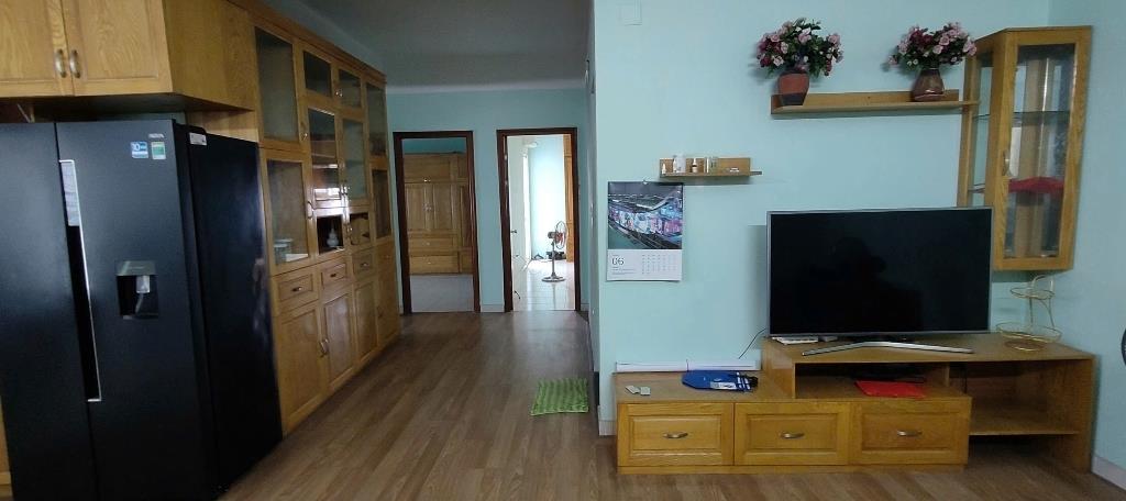 Bán gấp chung cư 98 m2, hướng Nam, giá 6 tỷ tại Đường Bát Khối - Long Biên - Long Biên - Hà Nội