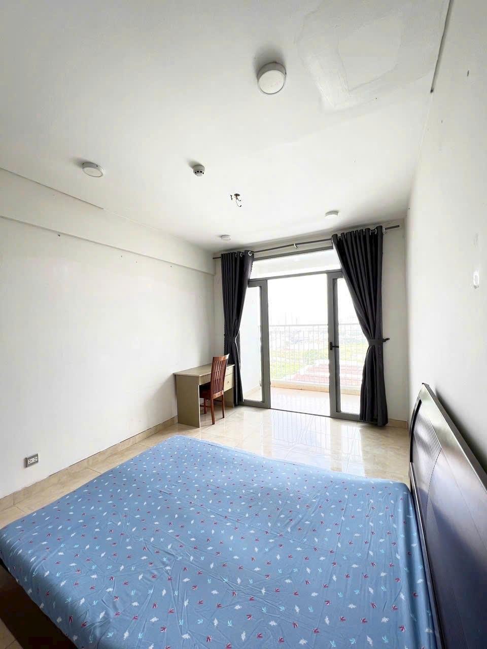 Cần cho thuê gấp nhà trọ, phòng trọ 20 m2 tại Đường Nguyễn Văn Quỳ - Quận 7, giá 4 triệu/tháng