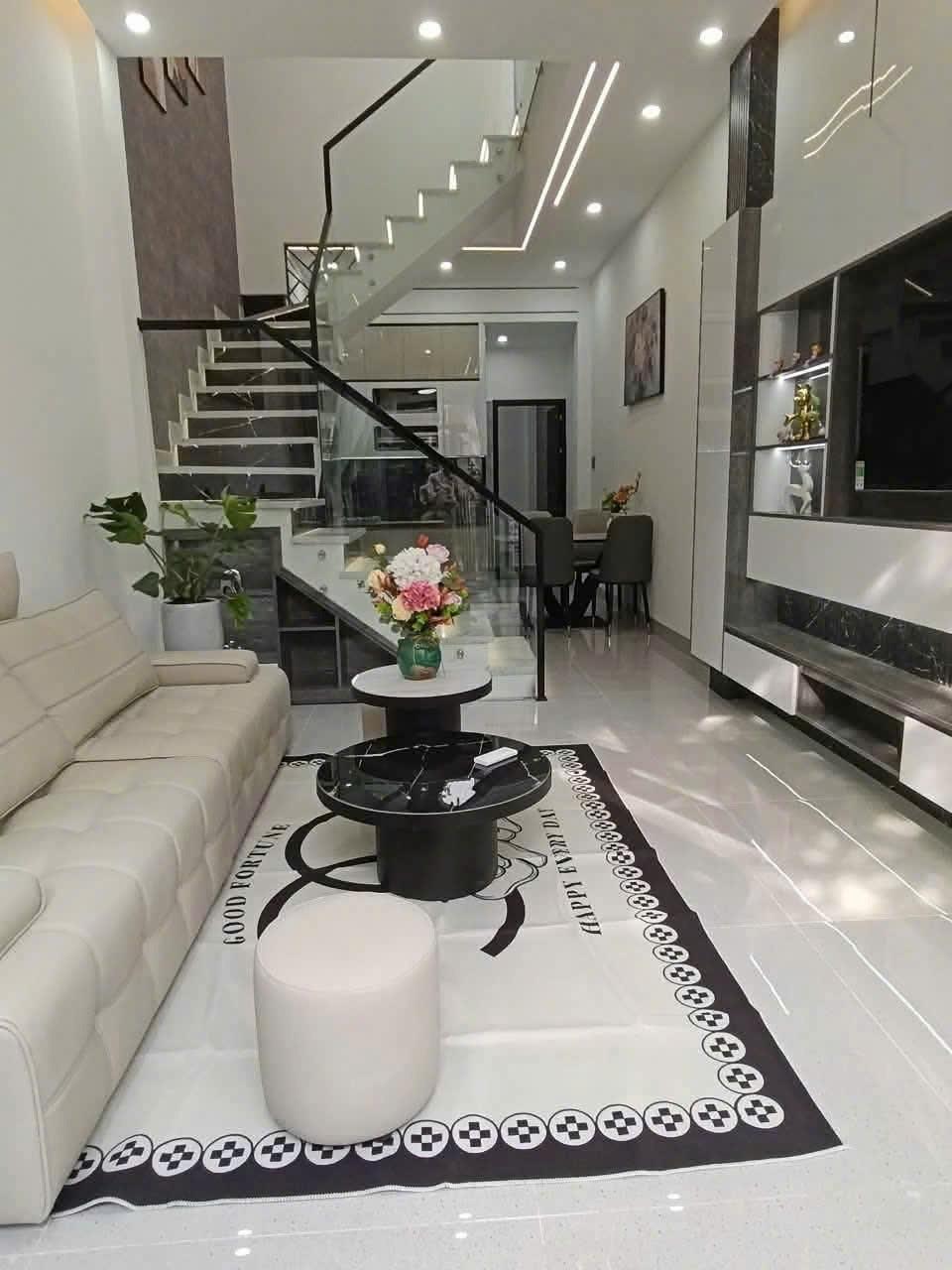 Cần bán nhanh nhà riêng 51 m2, hướng Tây tại Đường Nguyễn Phước Nguyên - Thanh Khê, giá 4,2 tỷ