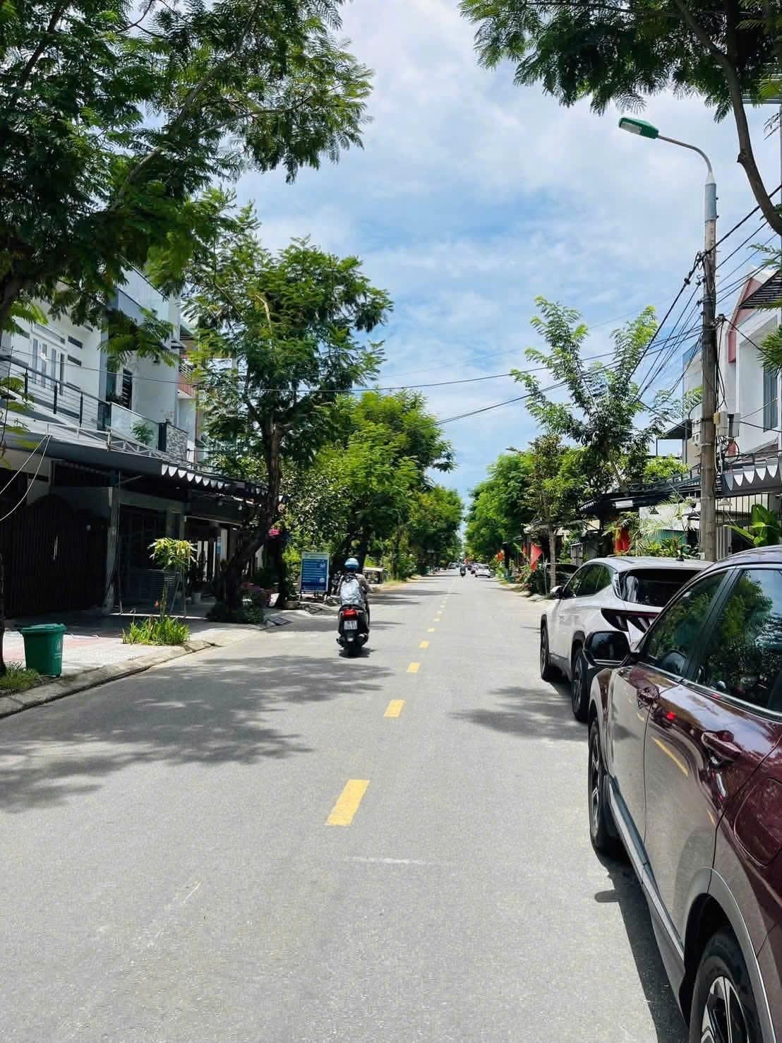 Bán nhanh mảnh đất 97 m2, hướng Tây-Nam tại Hòa Xuân - Cẩm Lệ - Đà Nẵng, giá 5,7 tỷ