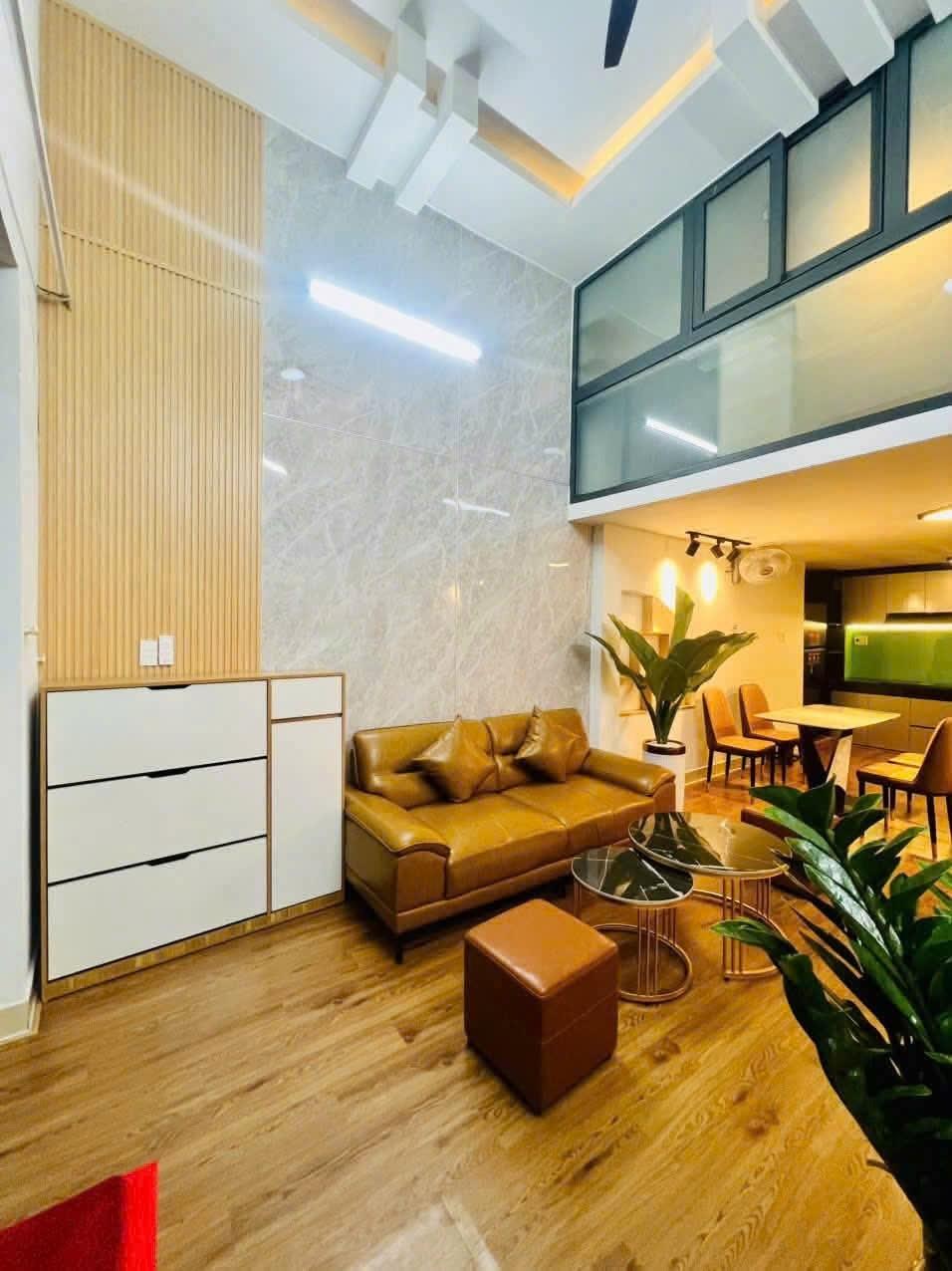 Cần bán nhanh căn nhà 40 m2, hướng Đông tại Đường Điện Biên Phủ - Chính Gián - Thanh Khê, giá 4 tỷ