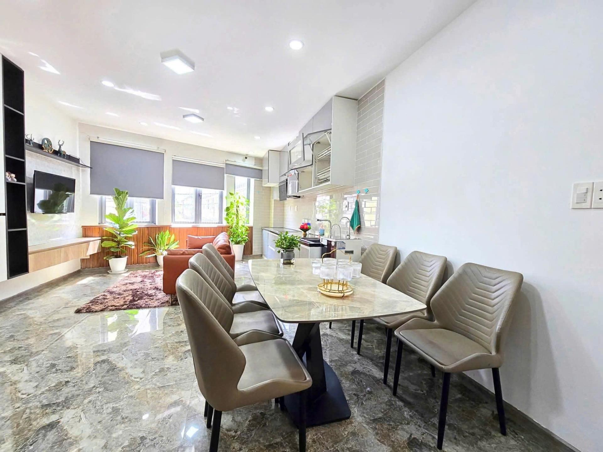 Chuyển nhượng căn nhà riêng 55 m2, hướng Đông-Bắc tại Phường Thạc Gián - Thanh Khê, giá 5,95 tỷ