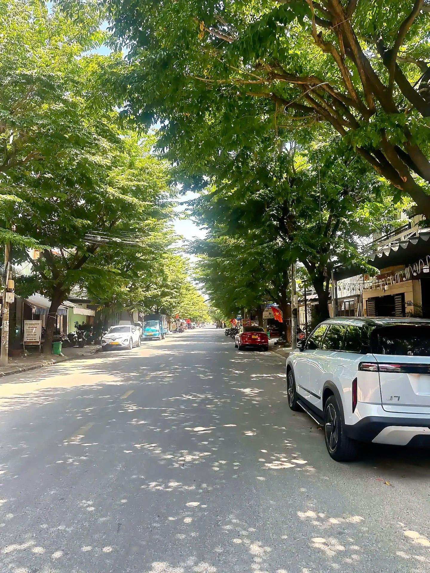Cần bán miếng đất 110 m2, hướng Tây-Nam tại Phường Hòa An - Cẩm Lệ - Đà Nẵng, giá 5,55 tỷ