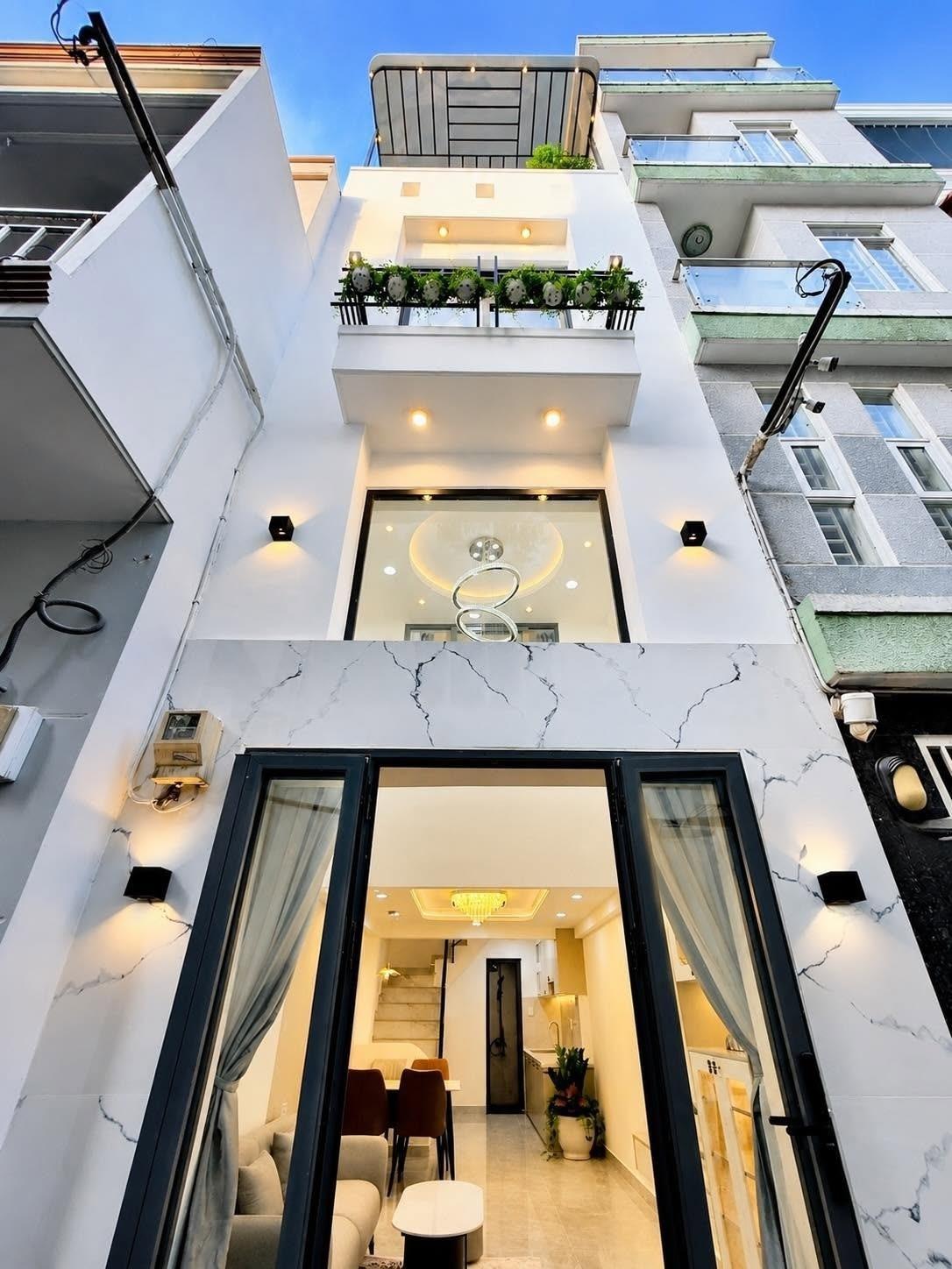 Cần bán nhanh căn nhà riêng 30 m2 tại Đường Nguyễn Kiệm - 4 - Phú Nhuận, giá 6,55 tỷ