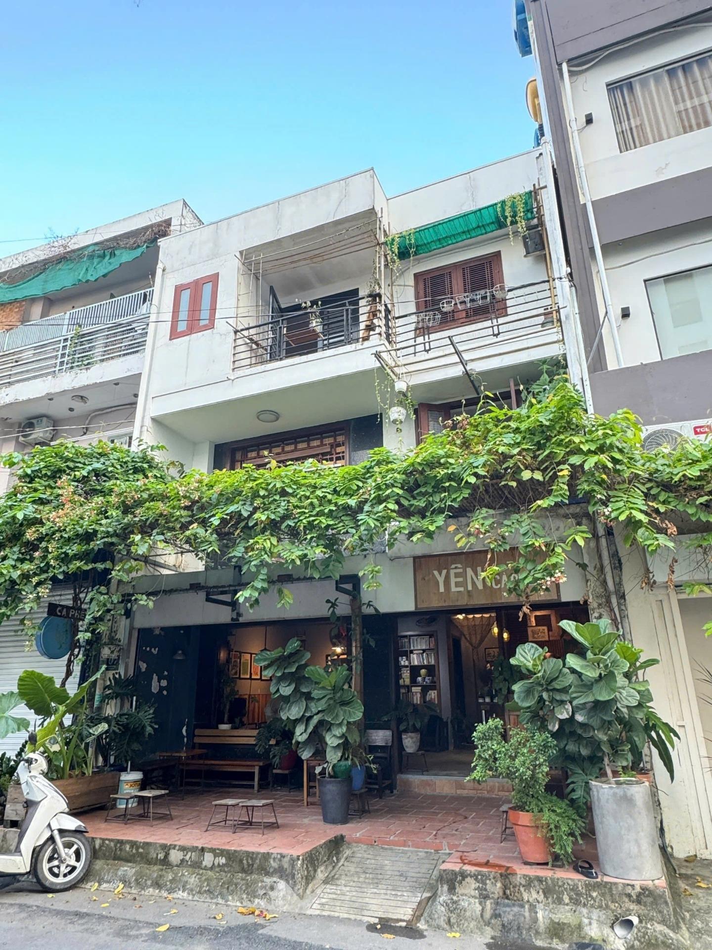 Bán căn nhà mặt phố 51 m2, hướng Đông-Nam tại Đường Nguyễn Đăng Giai - Quận 2, giá 18 tỷ