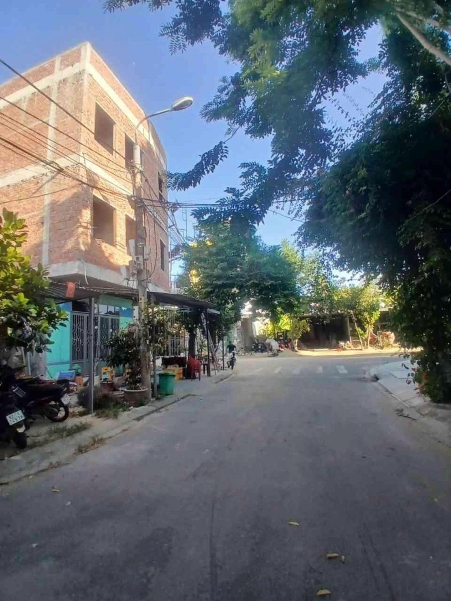 Cần bán gấp bán nhanh căn nhà 100 m2 tại Phường Hòa Xuân - Cẩm Lệ - Đà Nẵng, giá 6,99 tỷ