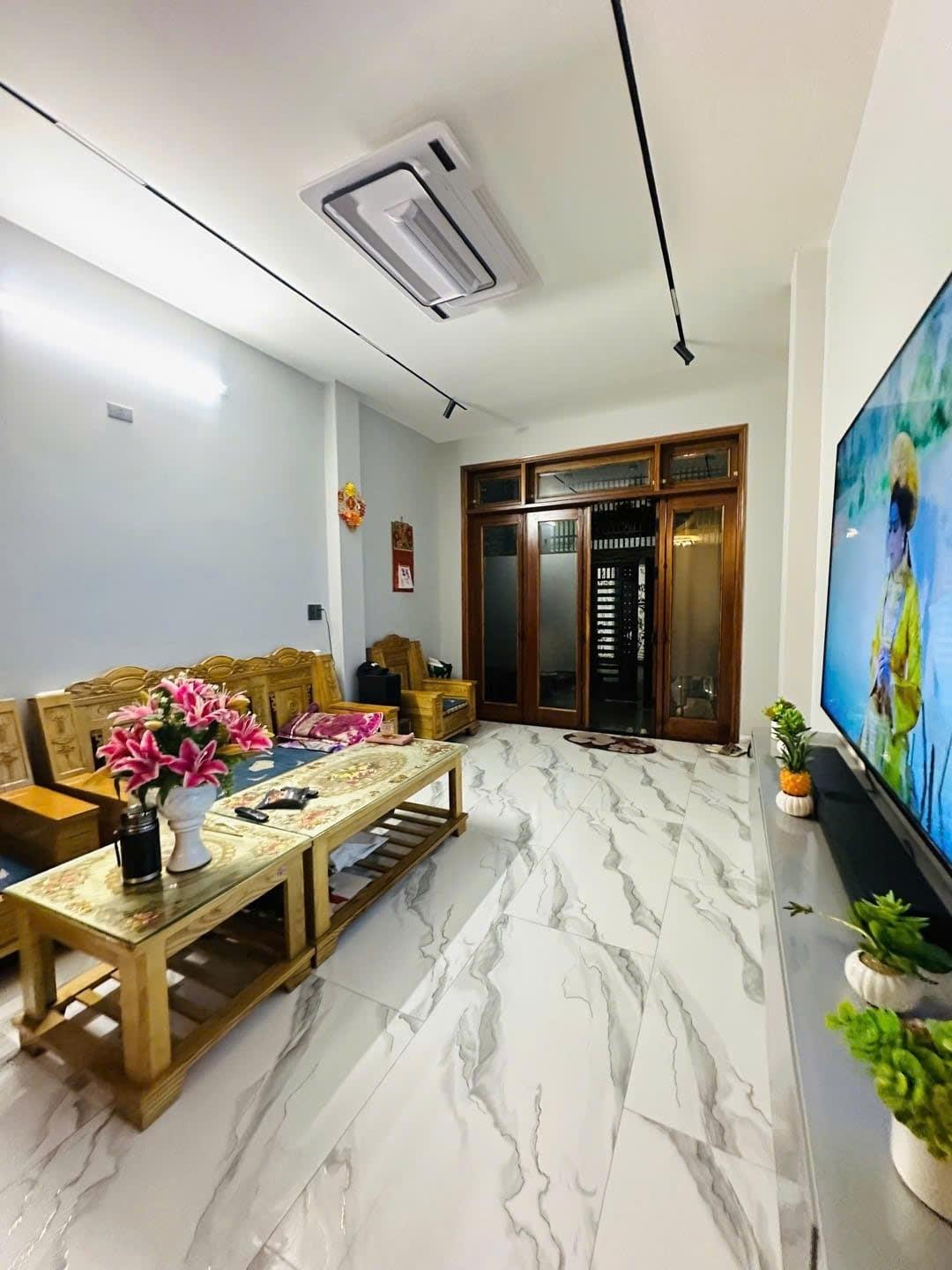 Cần bán nhanh căn nhà đẹp 68 m2 tại Phường Hòa Thuận Đông - Hải Châu - Đà Nẵng, giá 8,5 tỷ