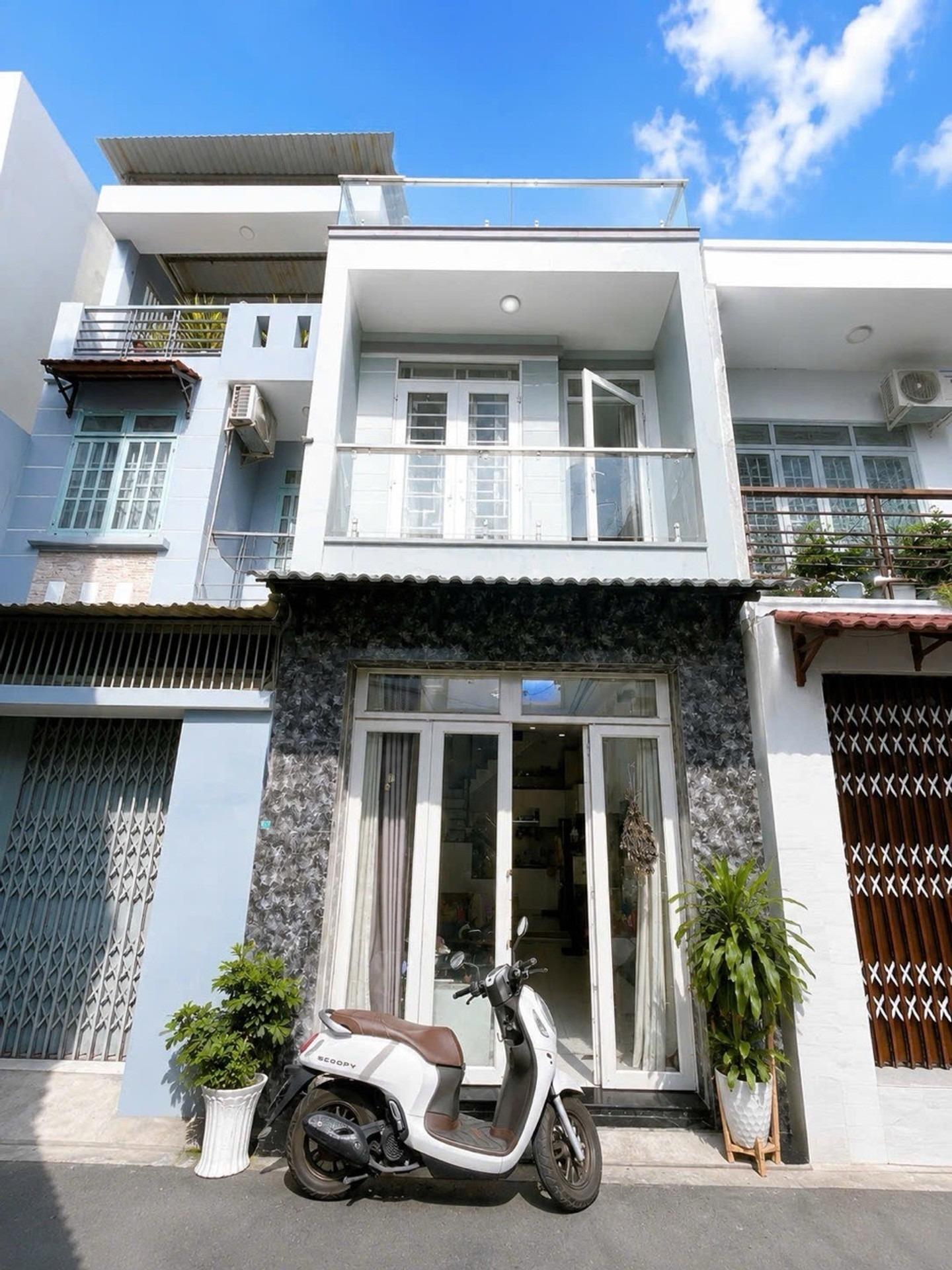 Sở hữu ngay nhà sổ riêng 29 m2 tại Đường Tân Kỳ Tân Quý - Tân Sơn Nhì - Tân Phú, giá 4,4 tỷ