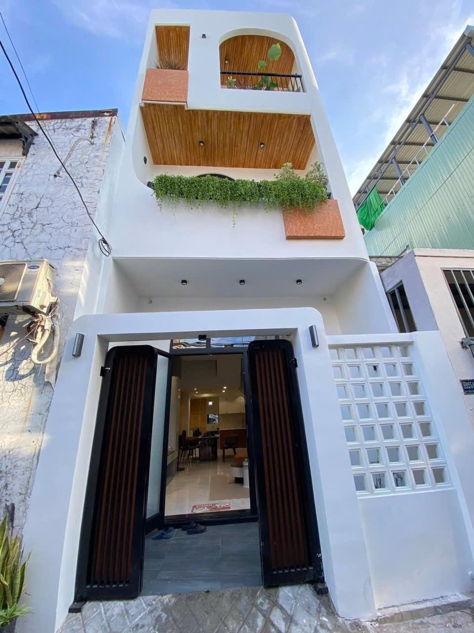 Chuyển nhượng căn nhà riêng 60 m2 tại Đường Trần Đình Tri - Hòa Minh - Liên Chiểu, giá 4,8 tỷ