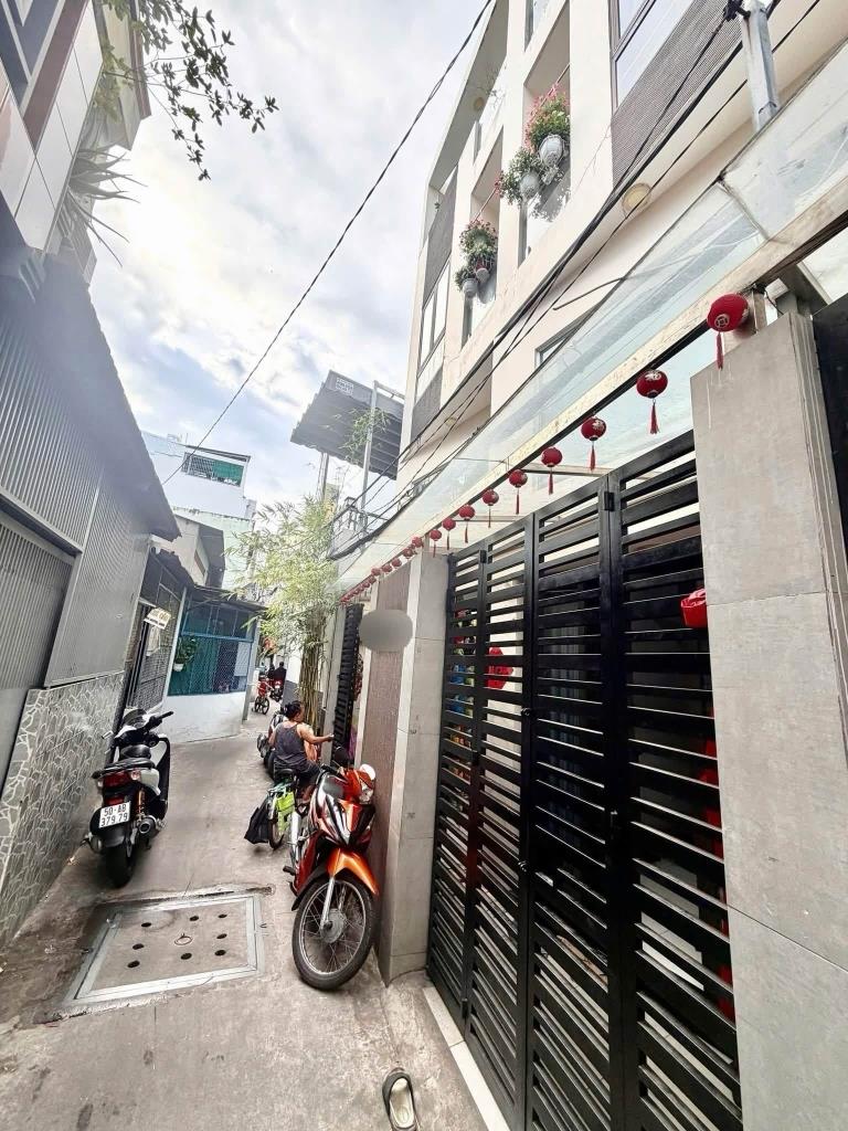 Bán nhanh nhà sổ riêng 21 m2 tại Đường Nguyễn Thượng Hiền - 5 - Phú Nhuận, giá 2,95 tỷ