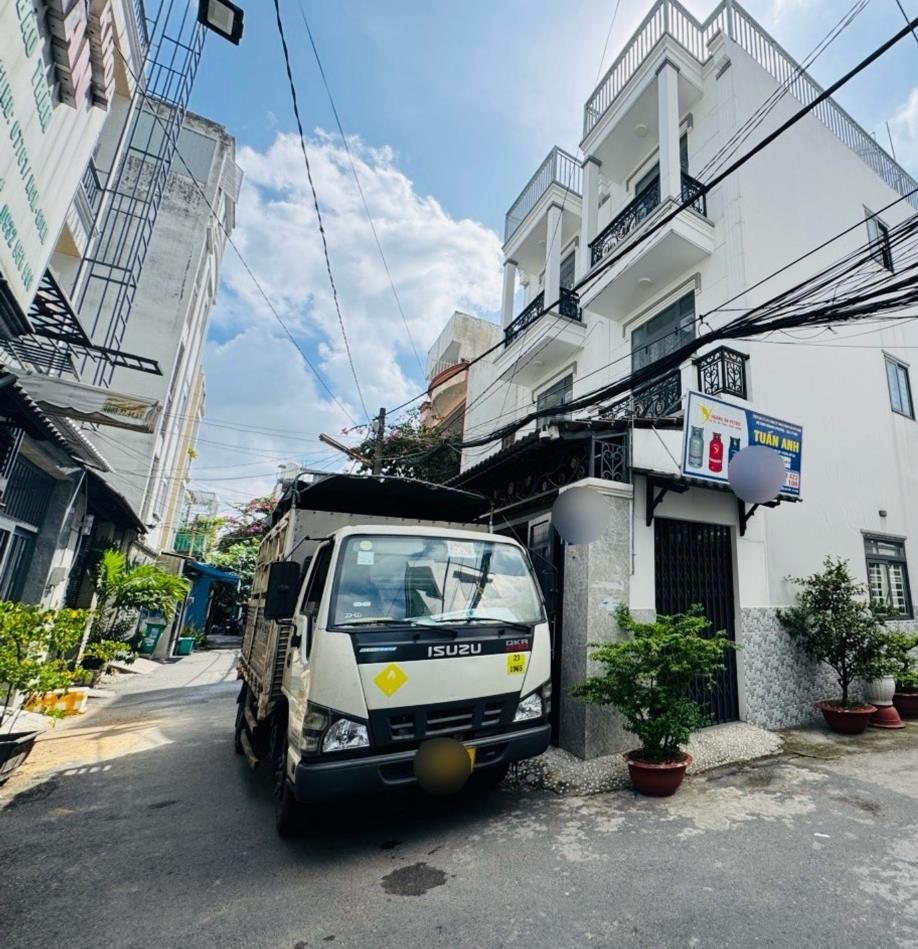 Bán gấp căn nhà đẹp 2 tầng, 42 m2, mặt tiền 4m tại Đường Quang Trung - 8 - Gò Vấp, giá 3 tr