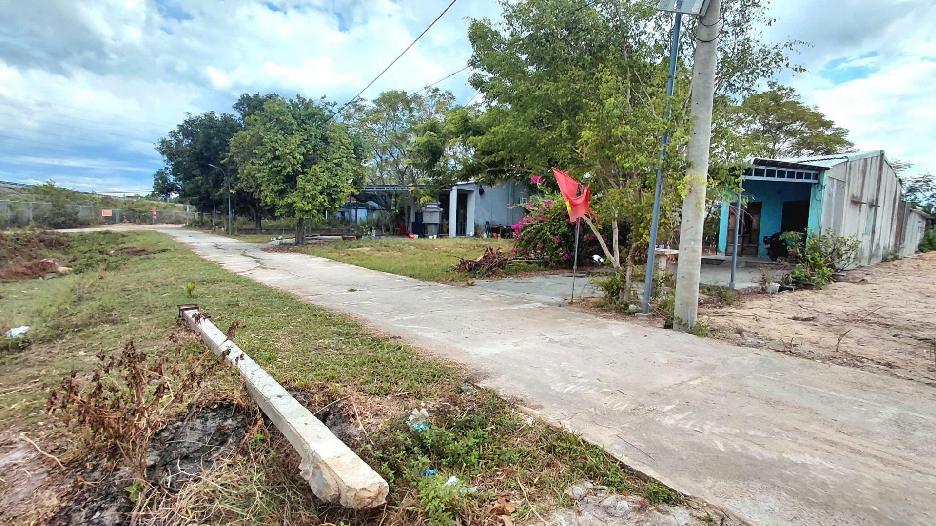 Chuyển nhượng đất nền 200 m2, hướng Đông-Bắc tại Xã Điện Tiến - Điện Bàn - Quảng Nam, giá 1,29 tỷ