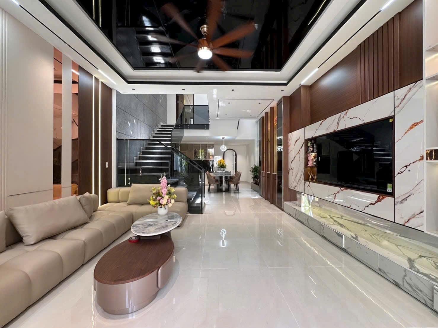 Sở hữu ngay căn nhà đẹp 112 m2 tại Đường Phú Xuân 2 - Hòa Minh - Liên Chiểu - Đà Nẵng, giá 9,8 tỷ