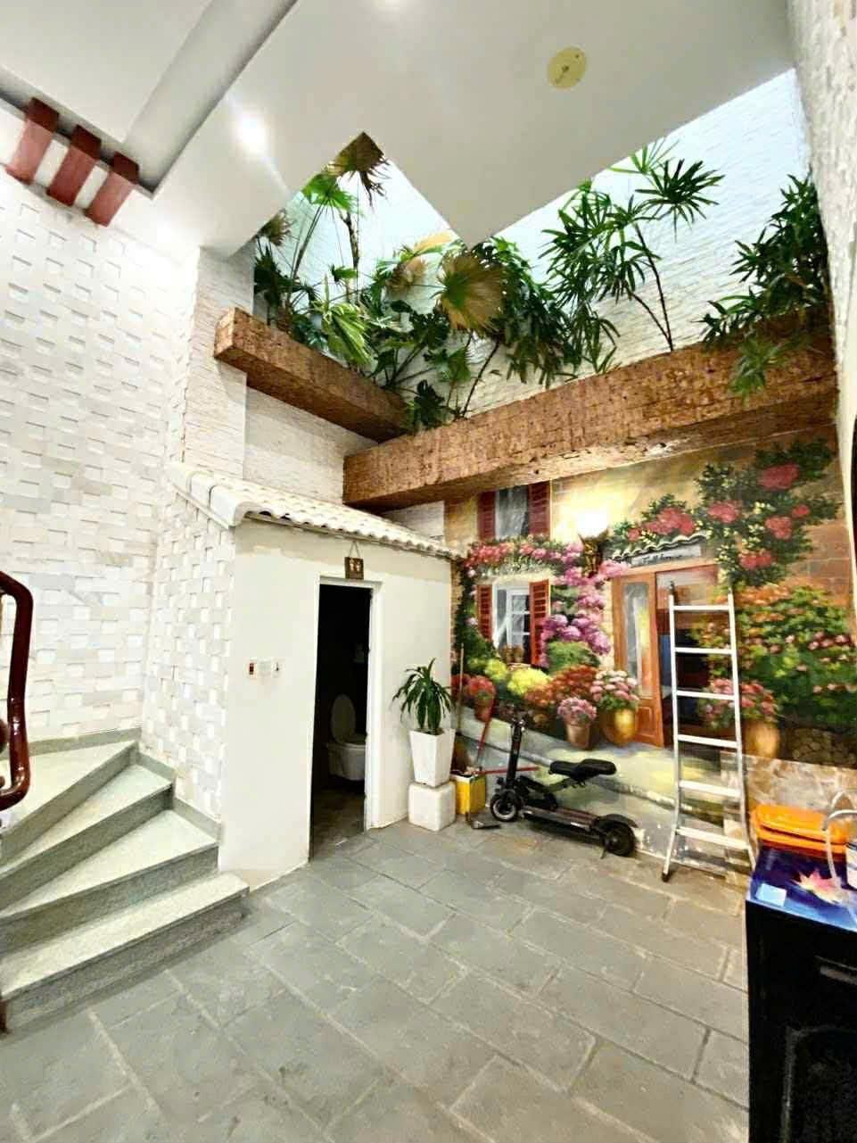 Bán gấp nhà sổ riêng 150 m2, hướng Tây-Nam tại Phường Hòa Minh - Liên Chiểu - Đà Nẵng, giá 12,3 tỷ