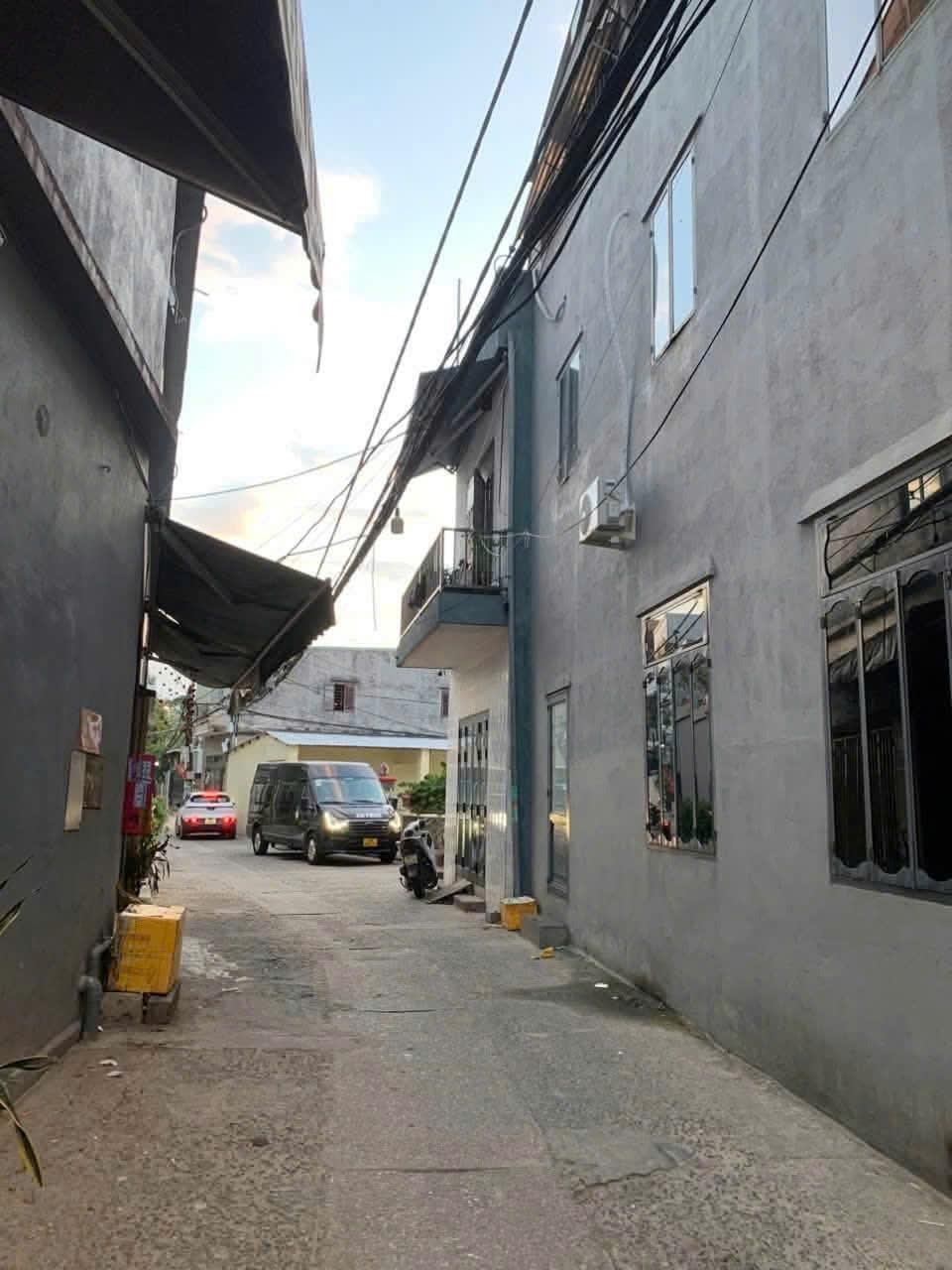 Cần bán ngay nhà đẹp 81 m2 tại Đường Tô Hiệu - Hòa Minh - Liên Chiểu - Đà Nẵng, giá 4,3 tỷ