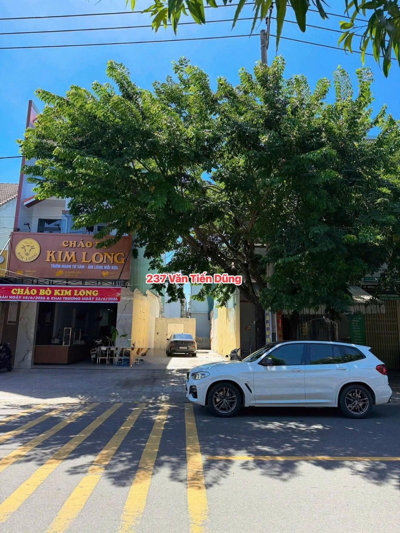 Cần bán gấp nền đất 123 m2, hướng Tây tại Hòa Xuân - Cẩm Lệ - Đà Nẵng, giá 8,8 tỷ