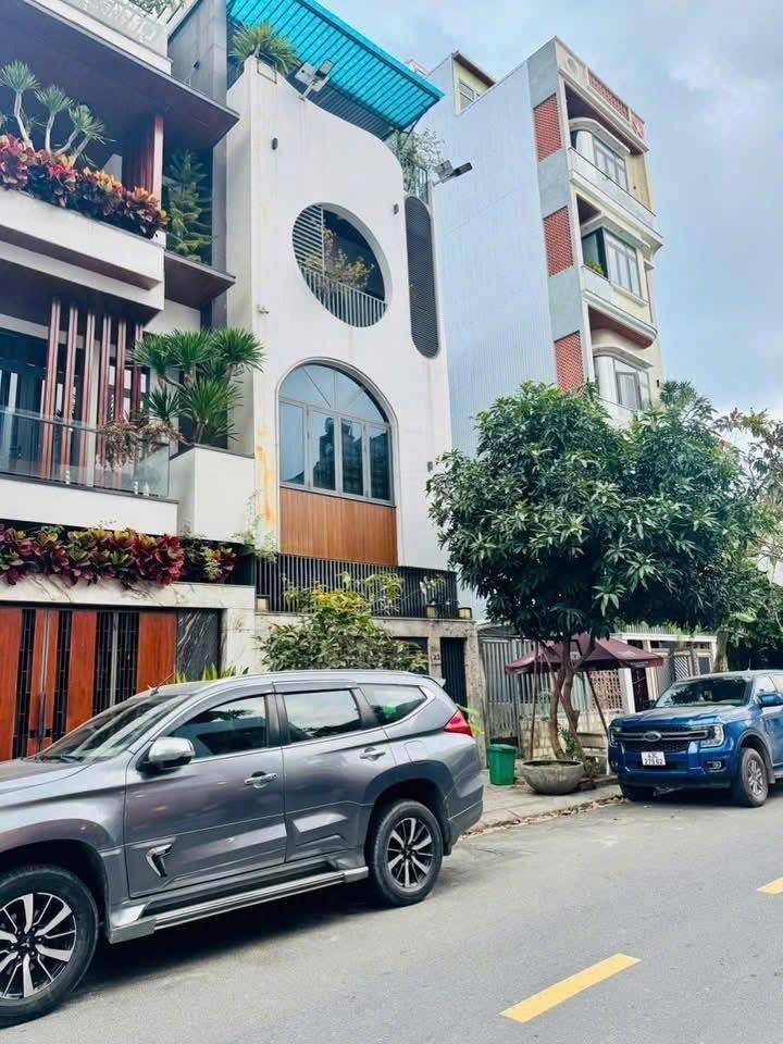 Cần bán gấp bán nhanh đất nền 100 m2 tại Phường Hòa Minh - Liên Chiểu - Đà Nẵng, giá 8 tỷ