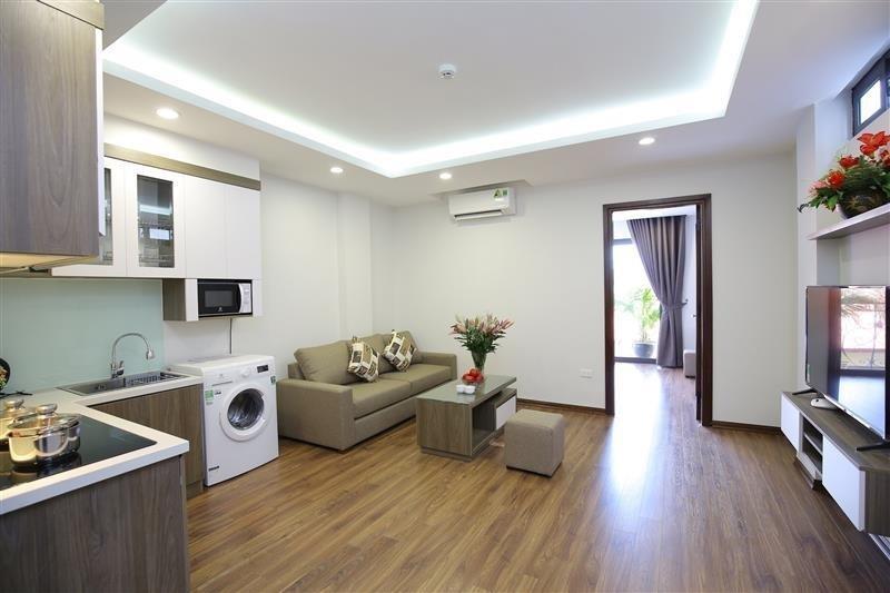 Tòa nhà dịch vụ Sumitomo số 9- 7/58 Đào Tấn- chỉ  550$ ~ 700$ áp dụng chương trình ưu đãi 