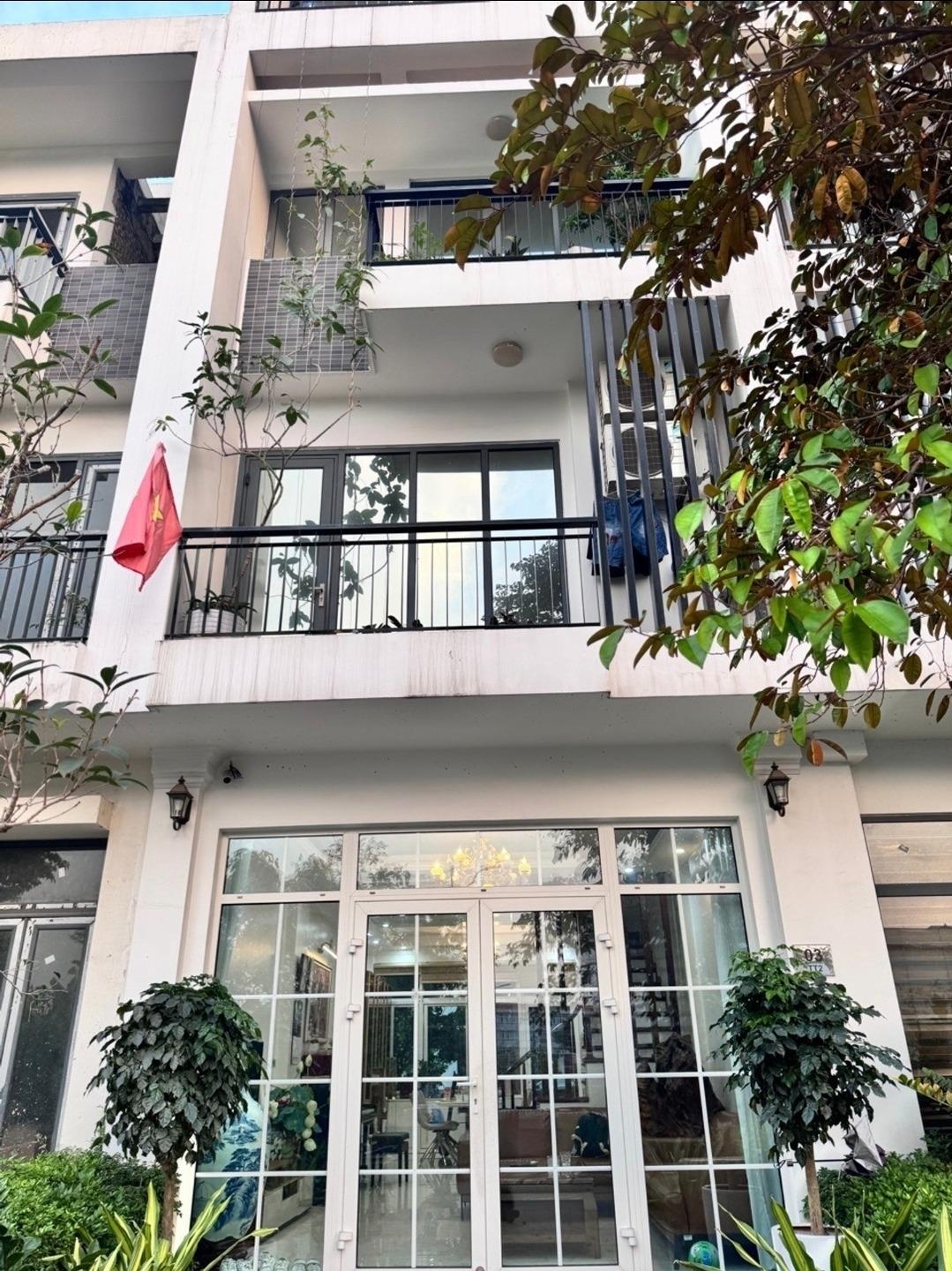 Sở hữu ngay liền kề 45 m2, giá 22 tỷ tại Đường Văn Tiến Dũng - Phú Diễn - Bắc Từ Liêm - Hà Nội