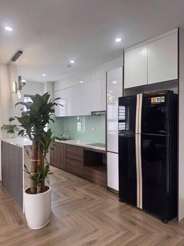 Cần bán ngay căn hộ chung cư 60 m2, giá 4,2 tỷ tại Đường Hoàng Quốc Việt - Cầu Giấy - Hà Nội