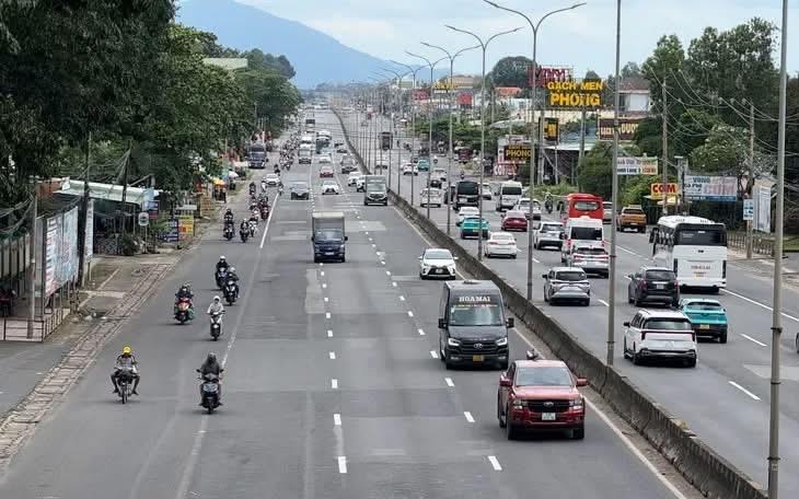 Cần bán ngay nhà mặt phố 647 m2 tại Đường Quốc Lộ 51 - Phước Hòa - Phú Mỹ, giá 13 tỷ