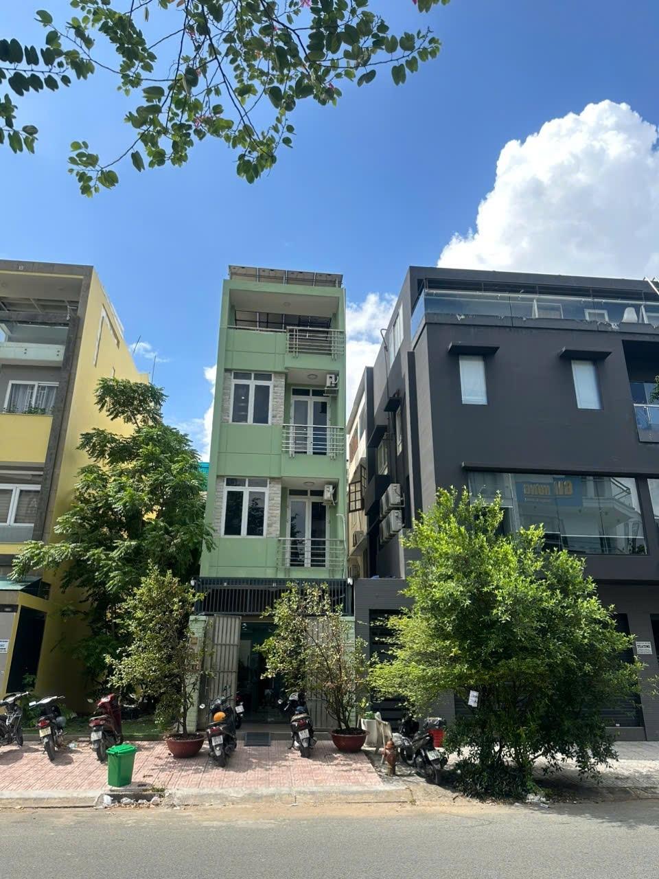 Cần bán ngay nhà shr 80 m2 tại Phường An Phú - Quận 2 - TP Hồ Chí Minh, giá 19 tỷ
