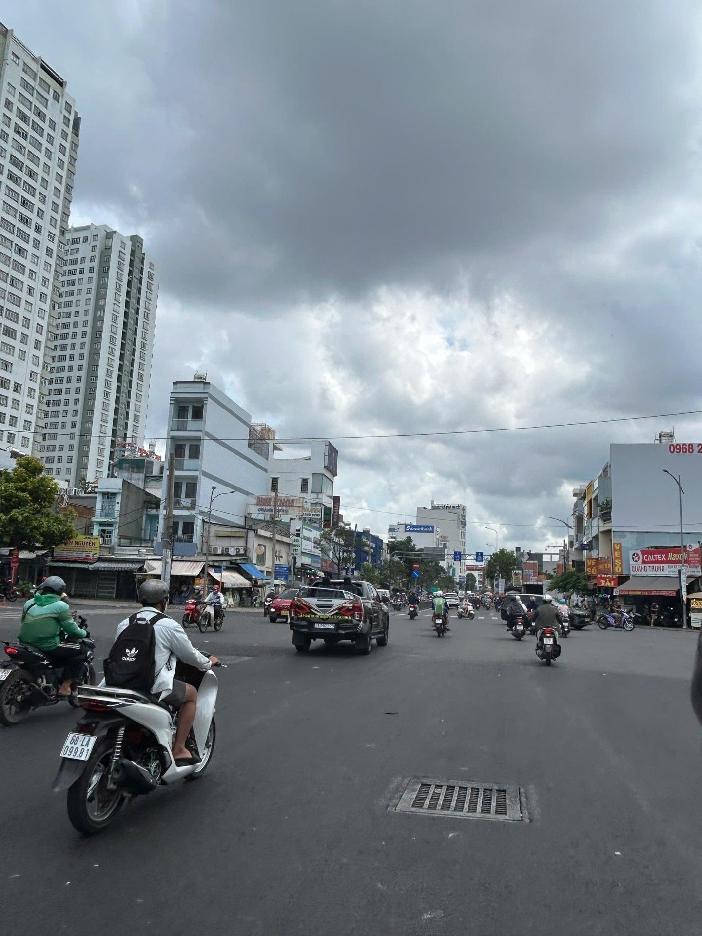 Sở hữu nhà mặt tiền 88 m2 tại Đường Phạm Hùng - 10 - Quận 8 - TP Hồ Chí Minh, giá 16,6 tỷ