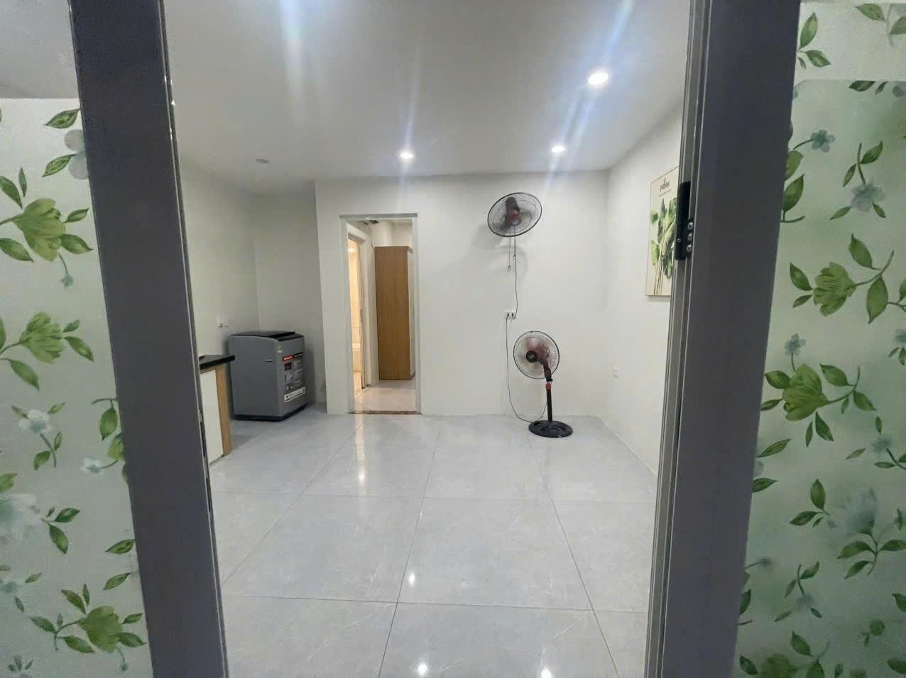 Cho thuê gấp nhà riêng tại Đường Mai Động - Mai Động - Hoàng Mai, 35 m2, giá 5 triệu/tháng