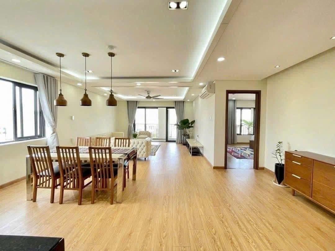 Cần cho thuê căn hộ chung cư 120 m2 tại Đường Bến Chương Dương - Quận 1, giá 25 tr/tháng