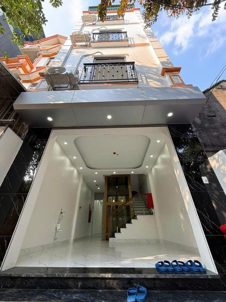 Cần bán nhà riêng sổ đỏ 54 m2 tại Đường Thanh Lãm - Phú Lãm - Hà Đông - Hà Nội, giá 8,3 tỷ
