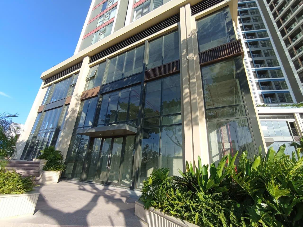 Cần cho thuê gấp shophouses 400 m2 tại Quận Sơn Trà - Đà Nẵng, giá 60 triệu/tháng