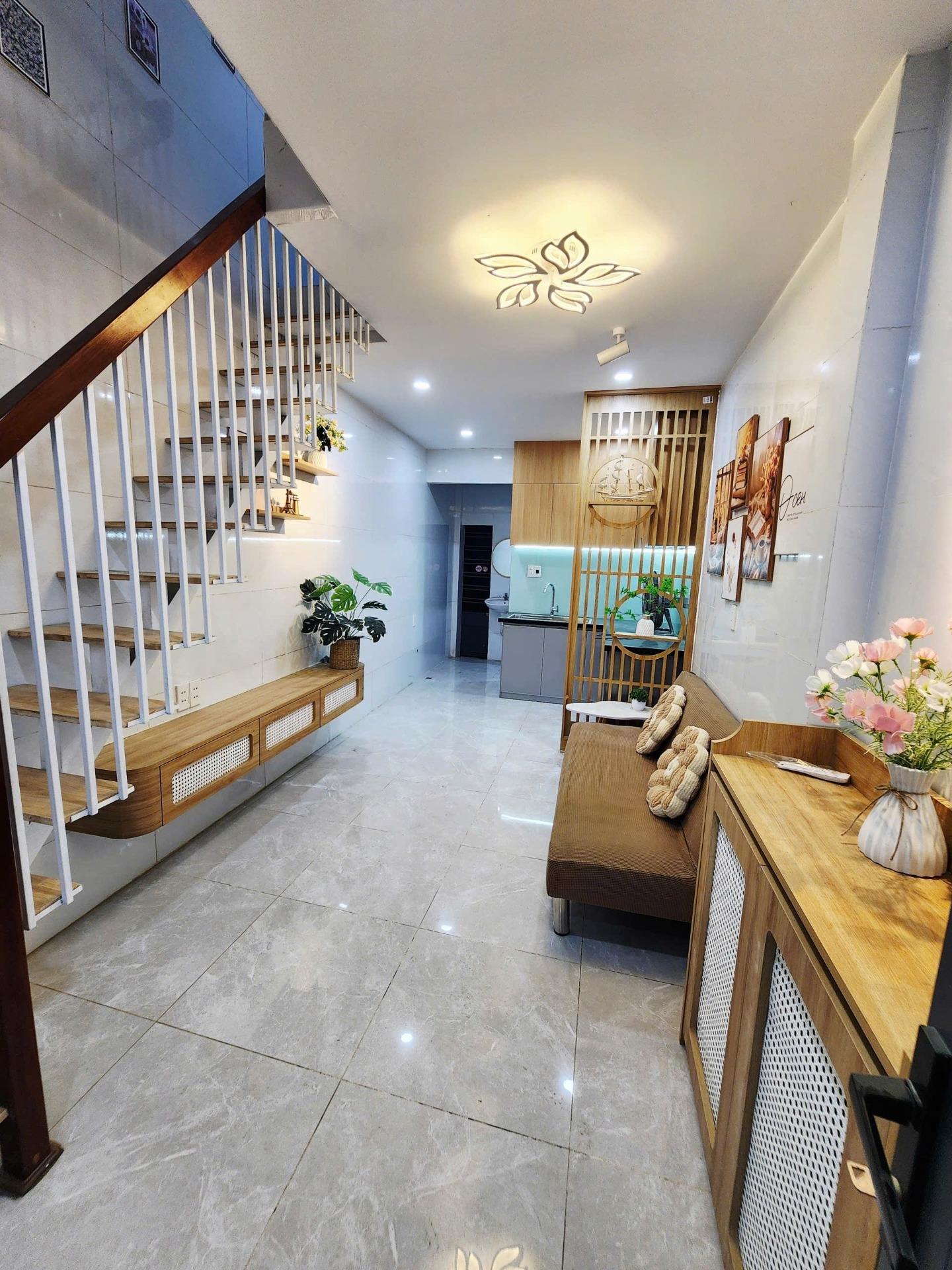 Sở hữu ngay nhà đẹp 31 m2 tại Đường Điện Biên Phủ - Chính Gián - Thanh Khê - Đà Nẵng, giá 2,68 tỷ