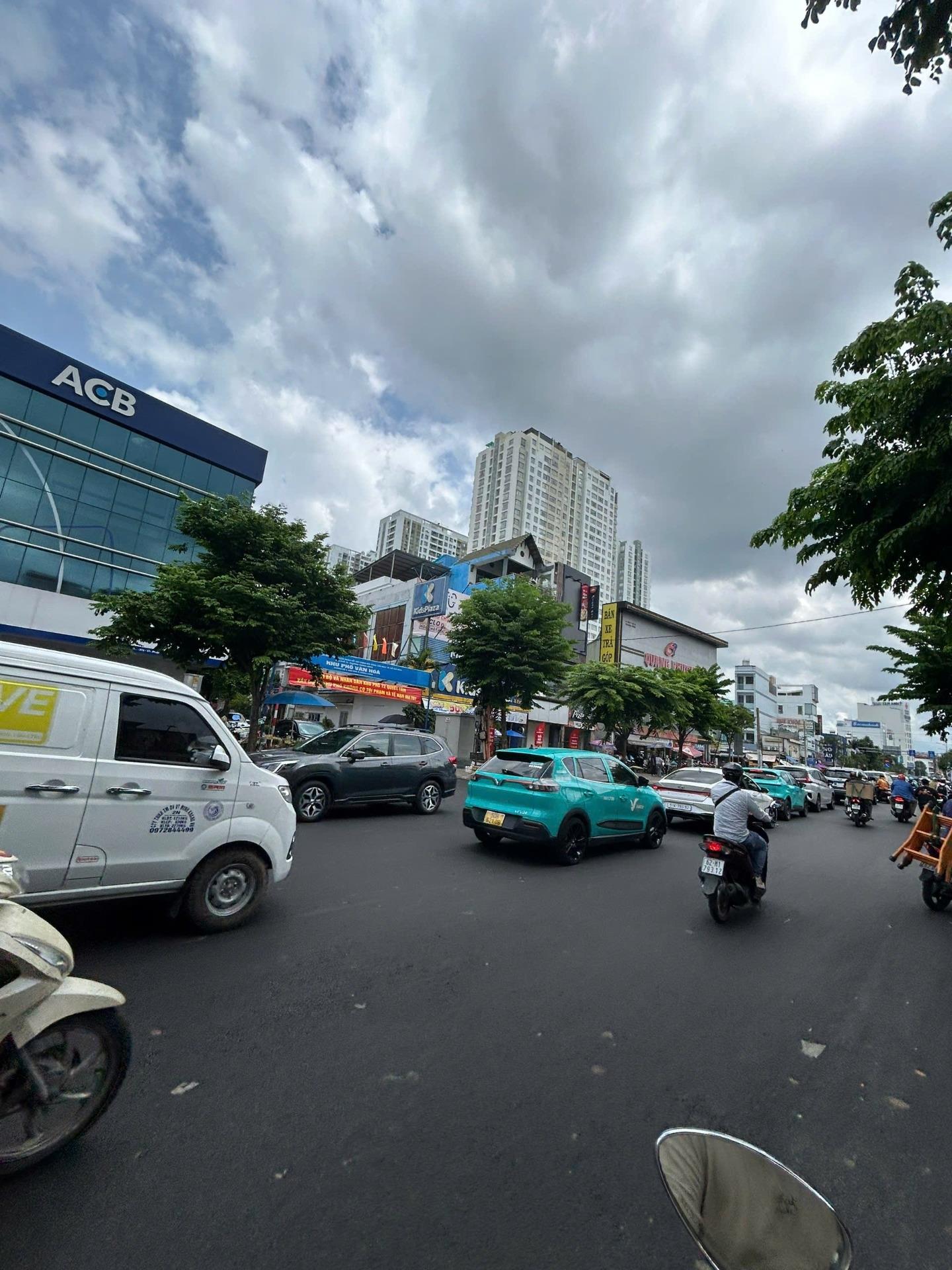 Bán gấp nhà mặt phố 88 m2 tại Đường Phạm Hùng - 10 - Quận 8 - TP Hồ Chí Minh, giá 16,6 tỷ