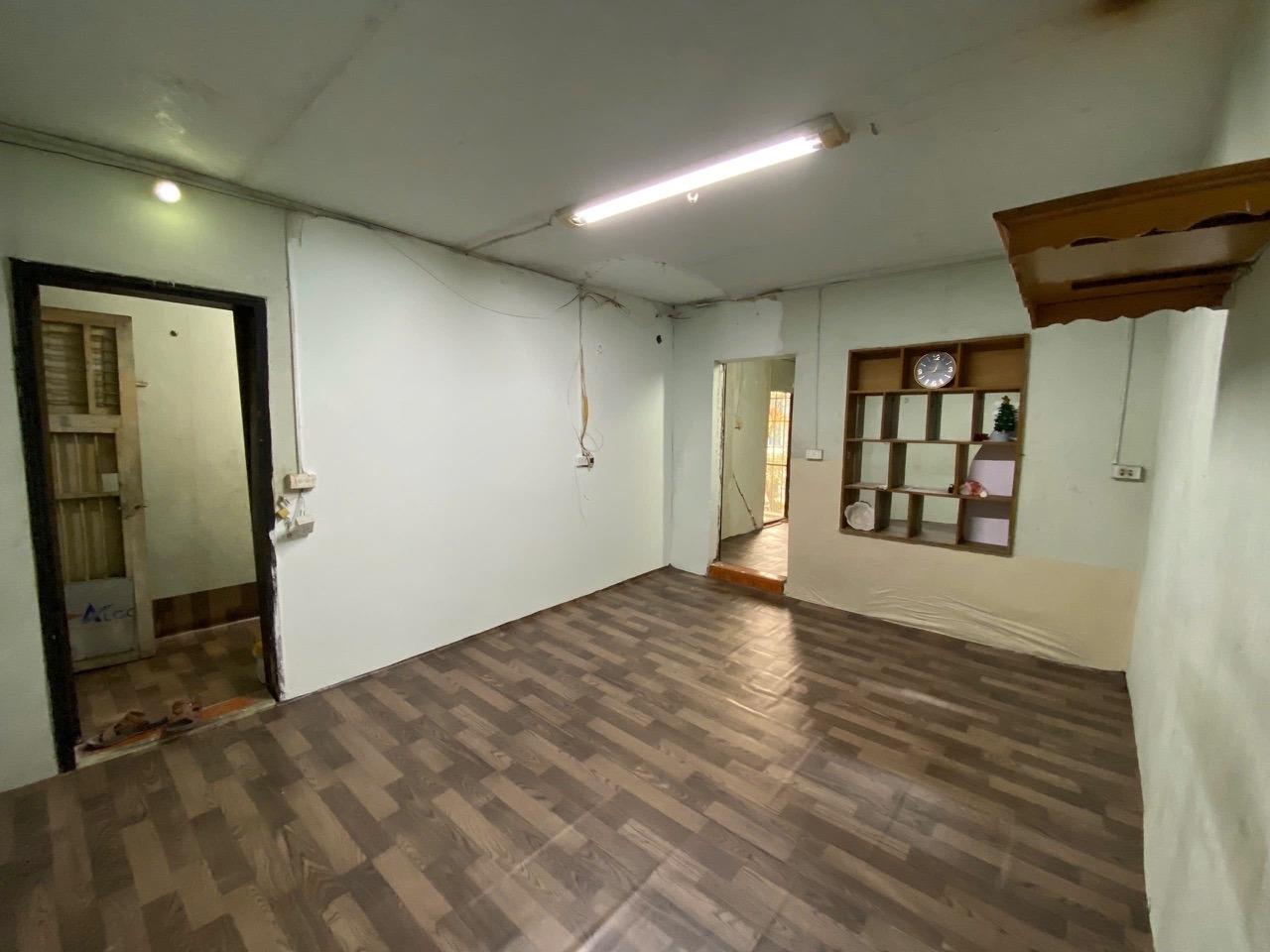Cần cho thuê gấp căn hộ chung cư 35 m2 tại Phố Thành Công - Ba Đình - Hà Nội, giá 4 tr/tháng