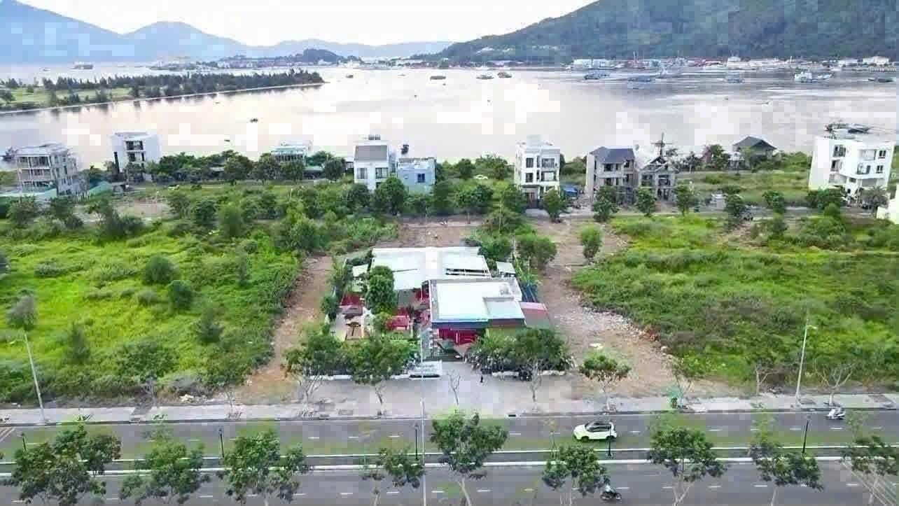 Cần bán ngay đất nền 1290 m2 tại Đường Lê Đức Thọ - Thọ Quang - Sơn Trà - Đà Nẵng, giá 57 tỷ