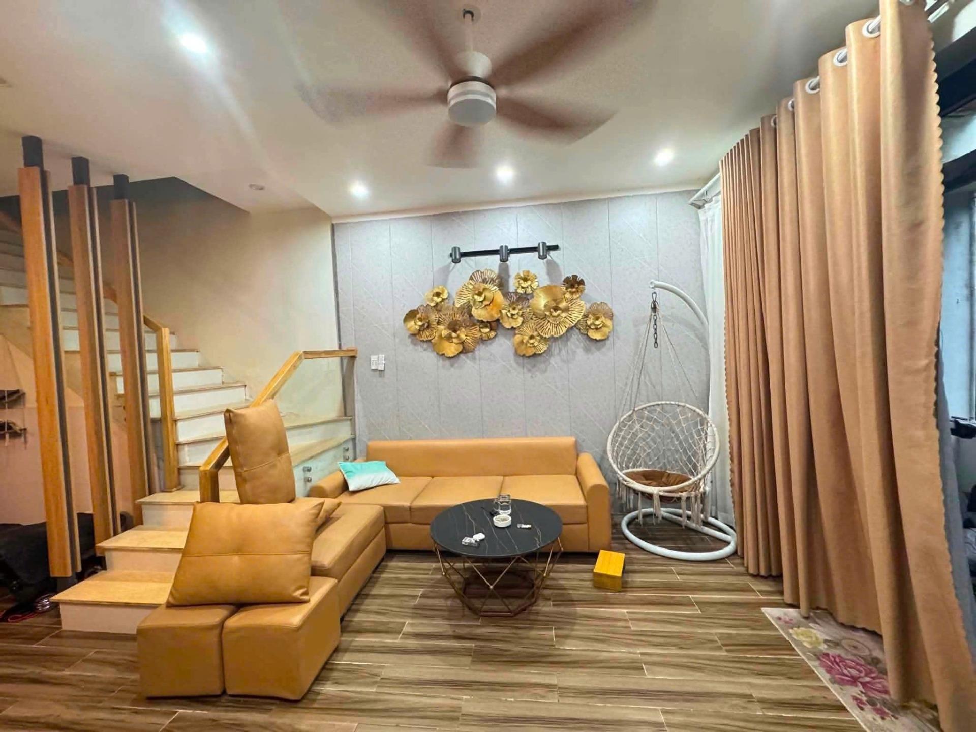 Bán nhà sổ riêng 45 m2 tại Đường Hoàng Diệu - Bình Thuận - Hải Châu - Đà Nẵng, giá 3,85 tỷ