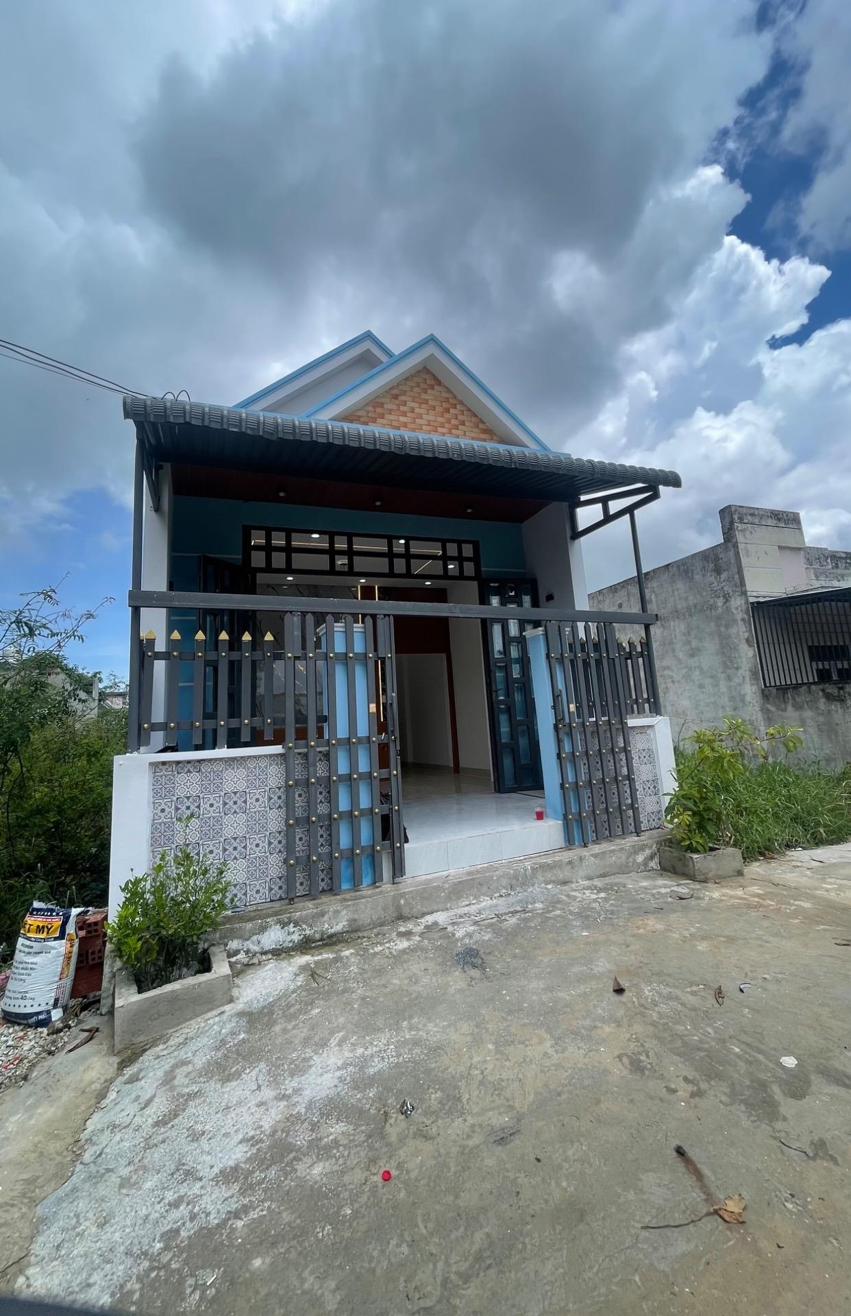 Sở hữu ngay căn nhà riêng 100 m2 tại Đường Đặng Công Bỉnh - Xuân Thới Sơn - Hóc Môn, giá 650 triệu