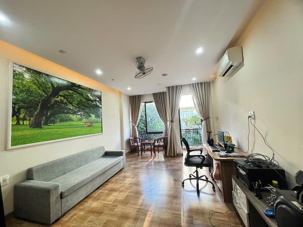 Cần bán gấp bán nhanh nhà 76 m2 tại Xã Vĩnh Ngọc - Nha Trang - Khánh Hòa, giá 8,3 tỷ