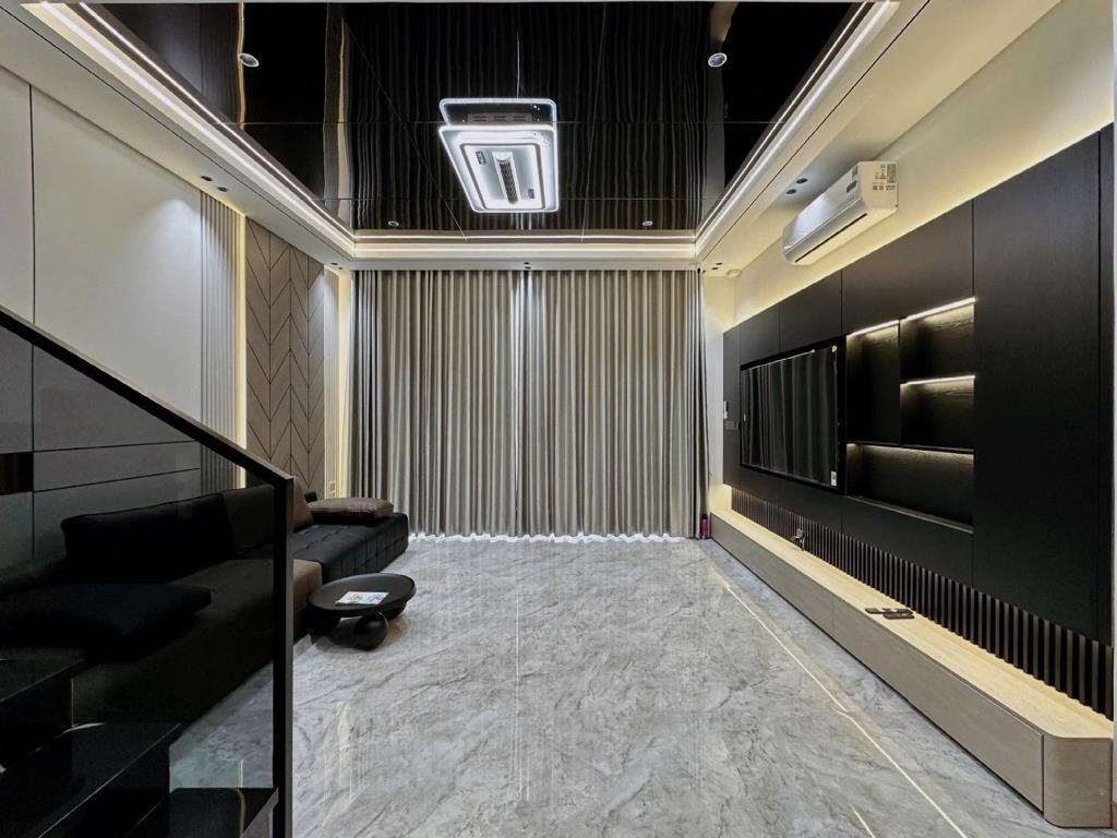 Cần bán nhà đất 100 m2 tại Thành phố Nha Trang - Khánh Hòa, giá 8,9 tỷ