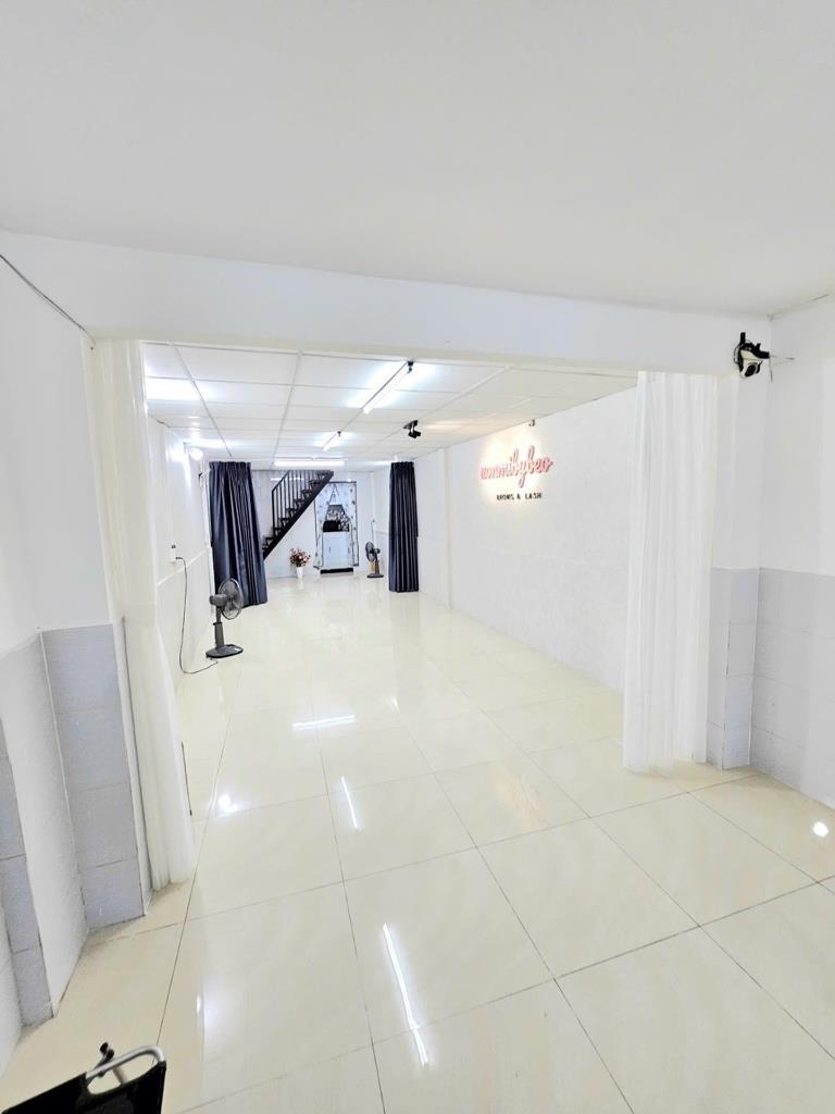 Bán gấp căn nhà 57 m2 tại Đường Huỳnh Văn Bánh - 11 - Phú Nhuận - TP Hồ Chí Minh, giá 7 tỷ