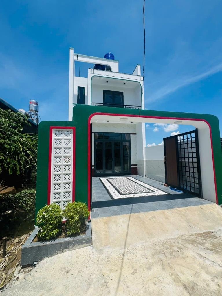 Cần bán gấp nhà đất 140 m2 tại Huyện Đức Hòa - Long An, thỏa thuận