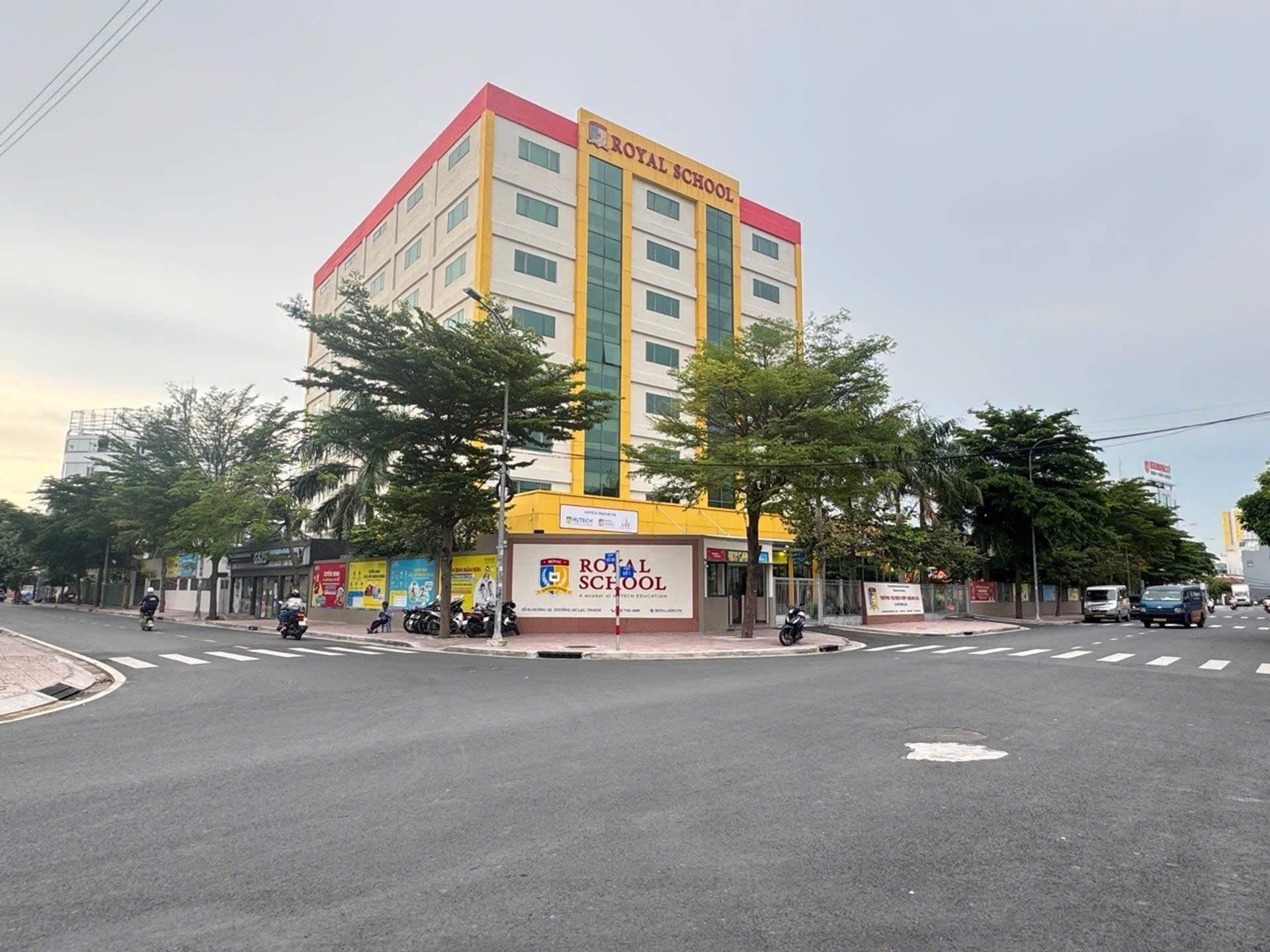 Bán nhanh nhà mặt phố đẹp 80 m2 tại Phường An Lạc - Bình Tân - TP Hồ Chí Minh, giá 10,4 tỷ