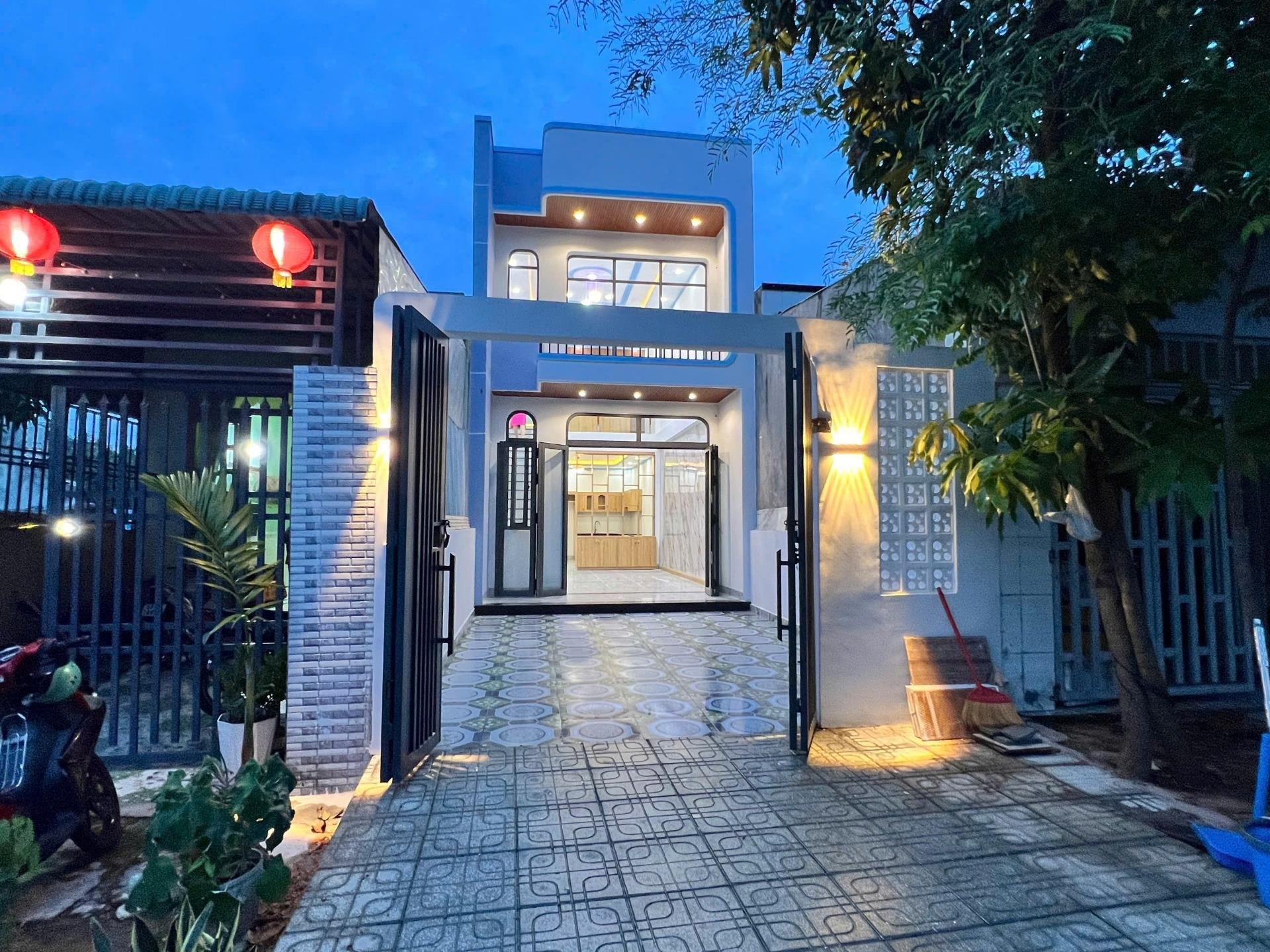 Cần bán gấp bán nhanh căn nhà đẹp 100 m2 tại Phường Mỹ Phước - Bến Cát - Bình Dương, giá 1,14 tỷ