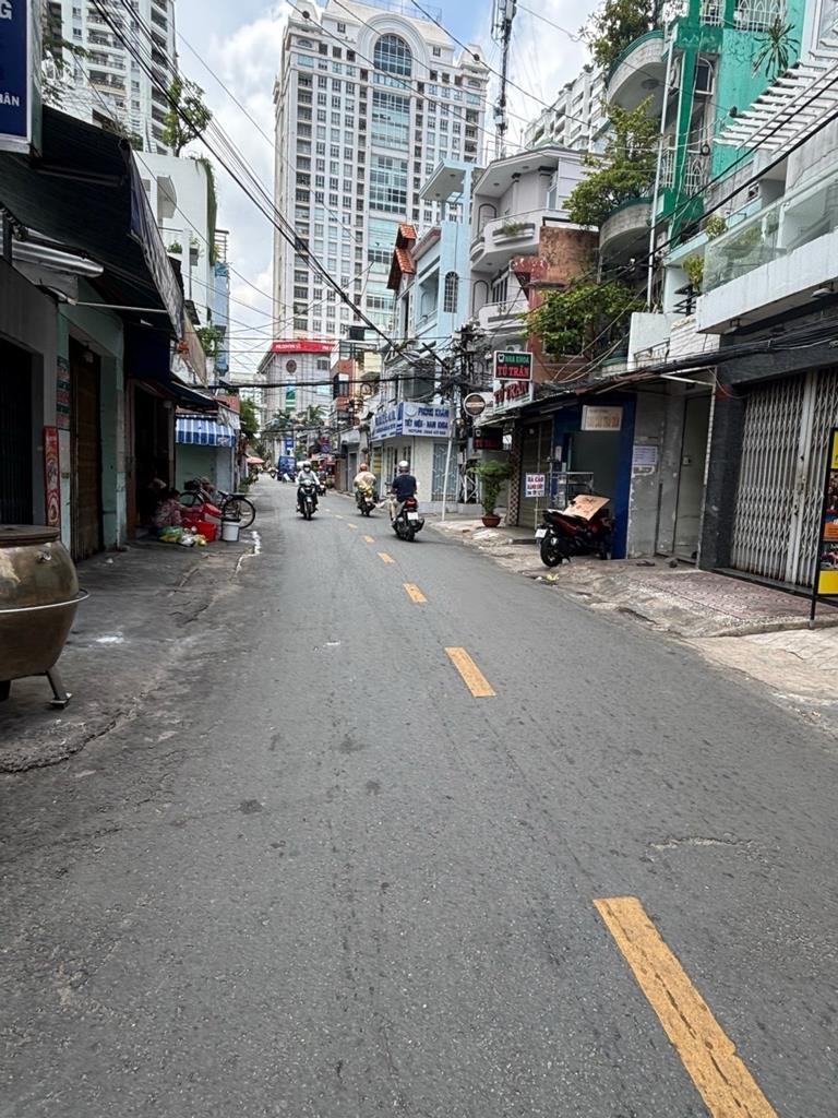 Bán gấp nhà riêng 140 m2 tại Quận 11 - TP Hồ Chí Minh, giá 22,5 tỷ