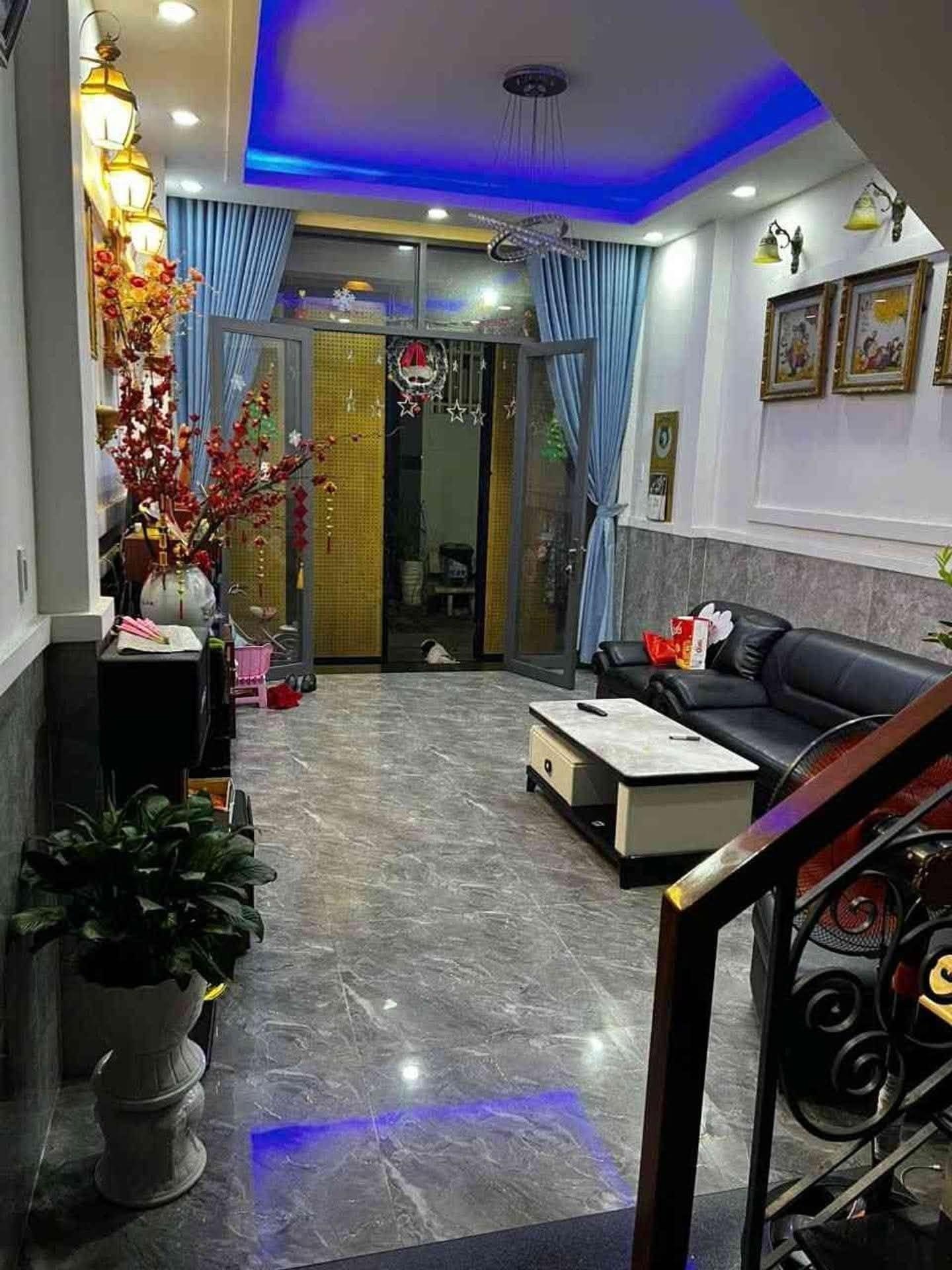 Cần bán ngay nhà đẹp 64 m2 tại Quận Bình Tân - TP Hồ Chí Minh, giá 5,6 tỷ